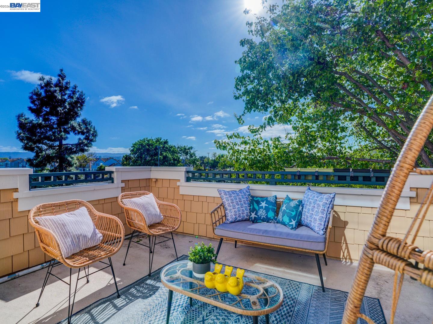 Detail Gallery Image 38 of 48 For 112 Camerota Way, Redwood City,  CA 94065 - 2 Beds | 2 Baths