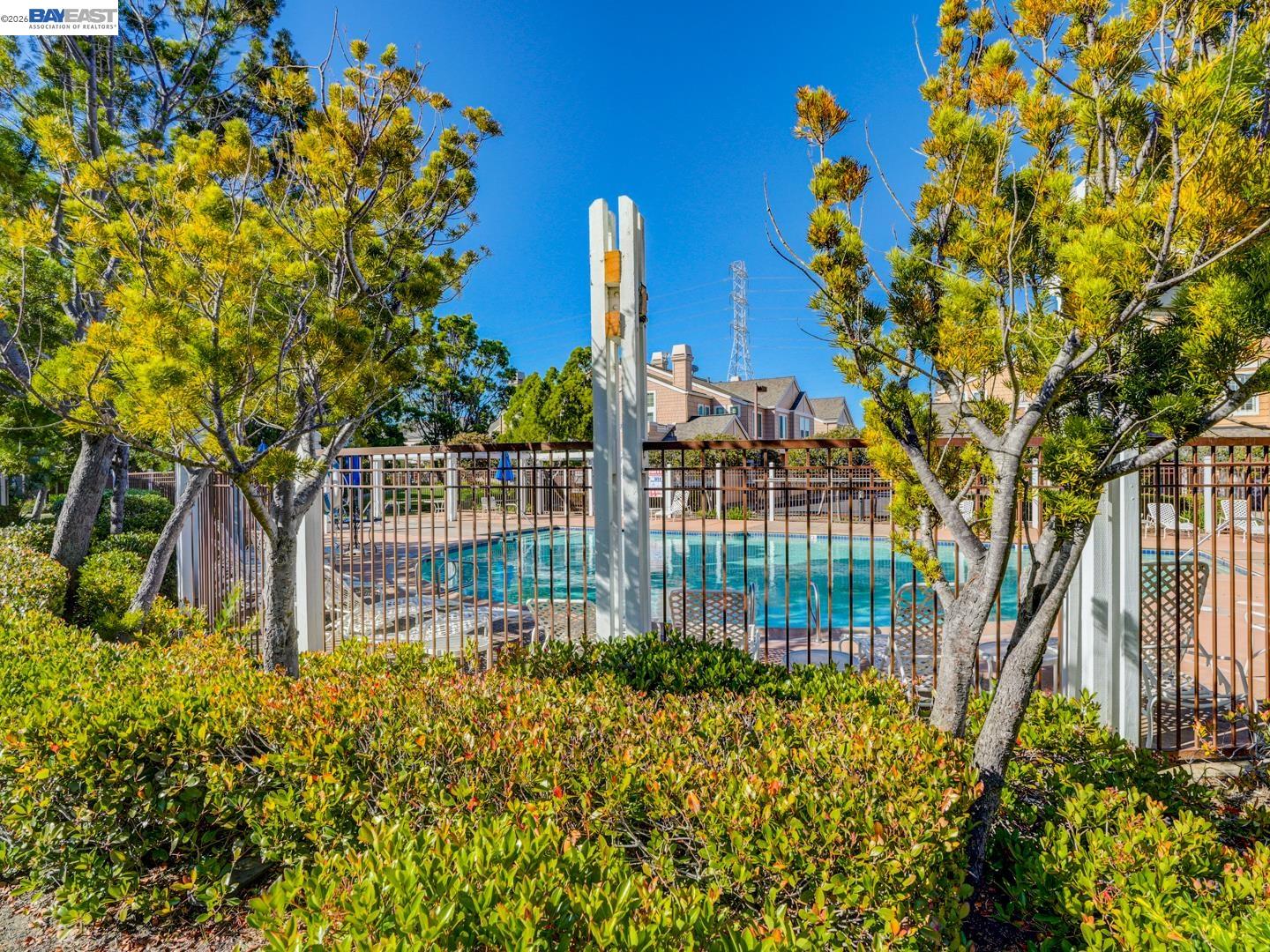 Detail Gallery Image 45 of 48 For 112 Camerota Way, Redwood City,  CA 94065 - 2 Beds | 2 Baths