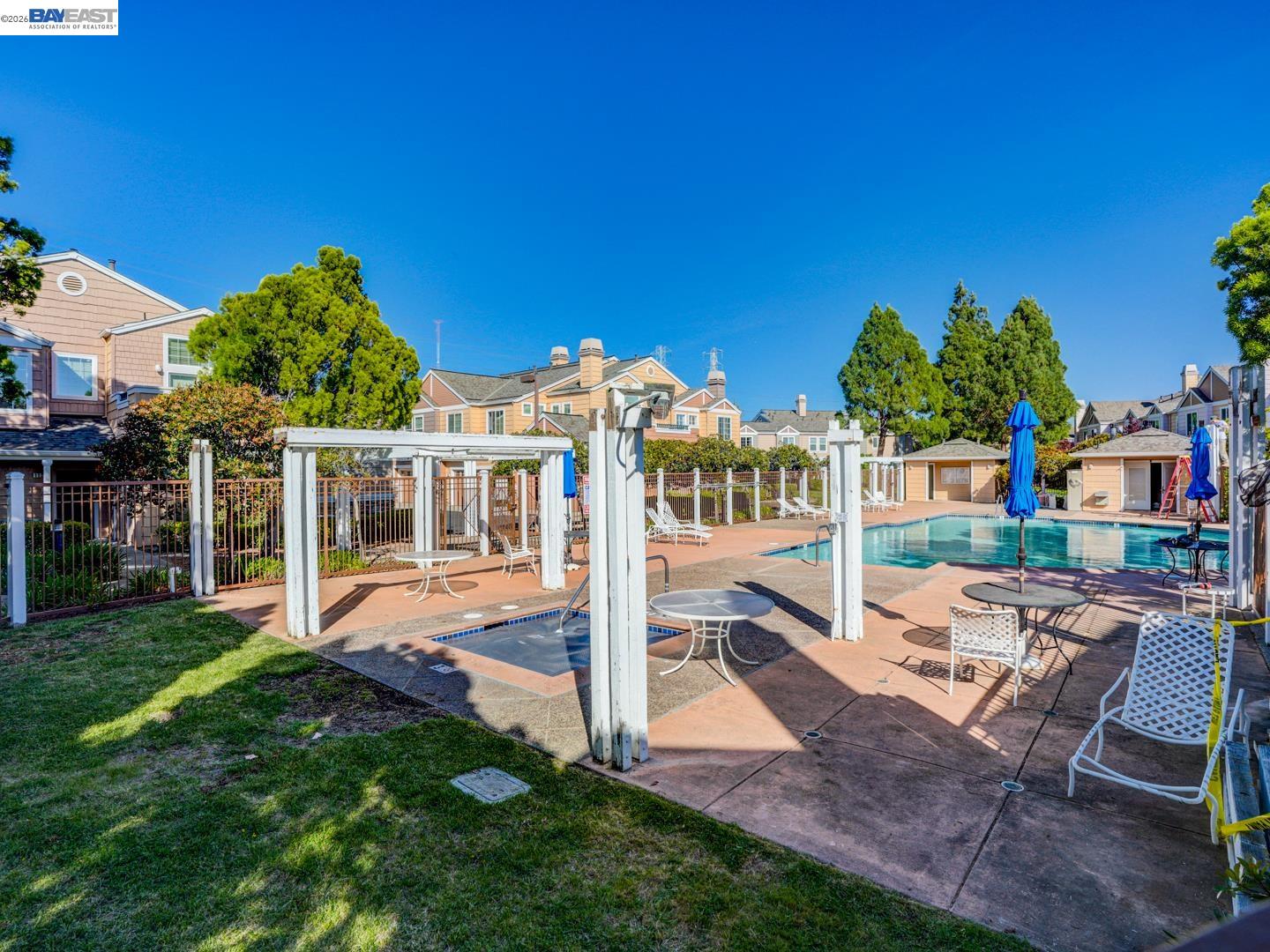 Detail Gallery Image 46 of 48 For 112 Camerota Way, Redwood City,  CA 94065 - 2 Beds | 2 Baths