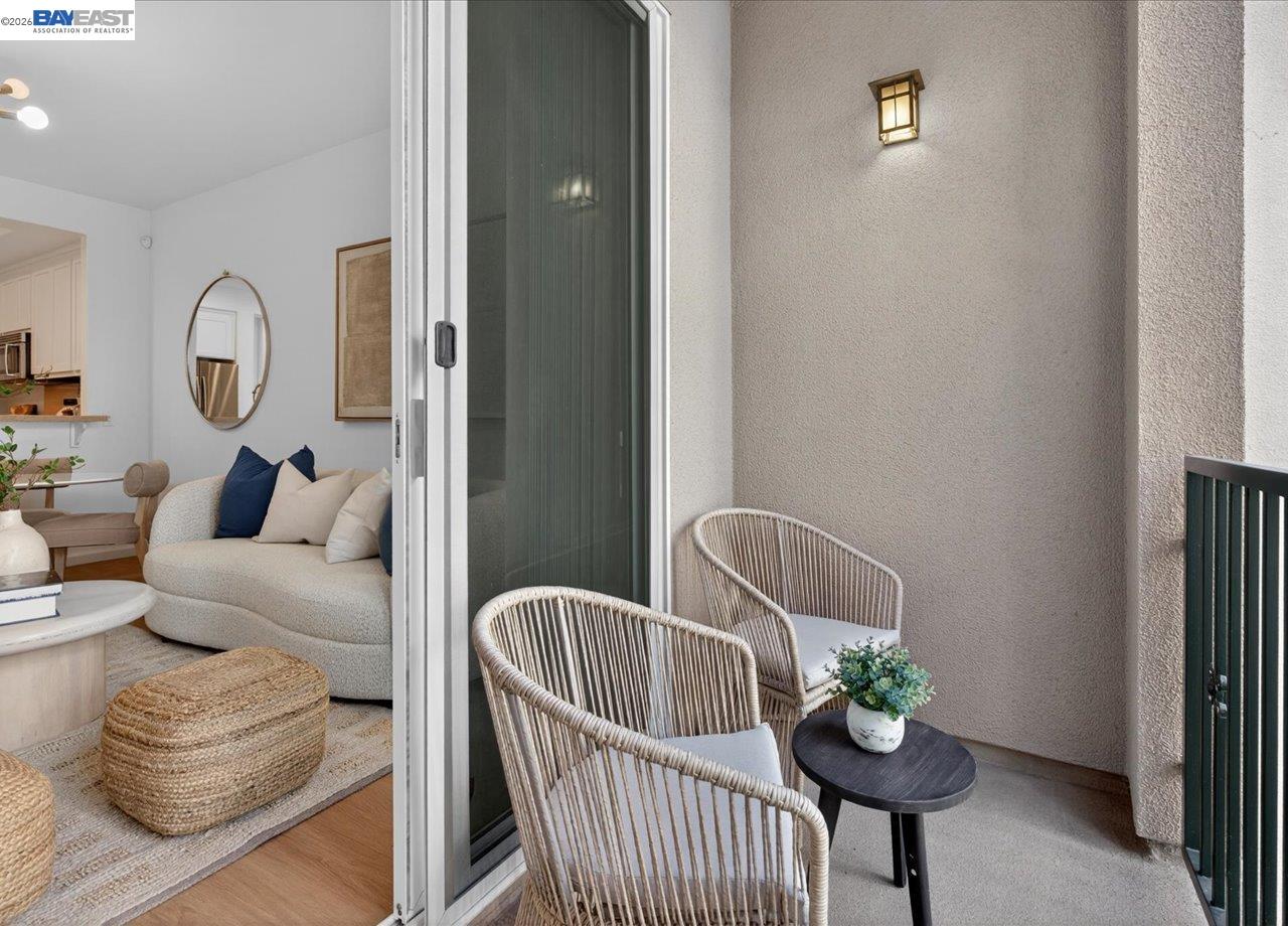 Detail Gallery Image 10 of 32 For 1343 Mckinley Ct, San Jose,  CA 95126 - 3 Beds | 3 Baths