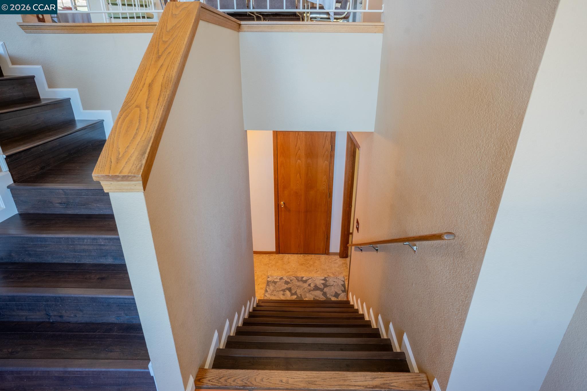 Detail Gallery Image 4 of 56 For 643 Old Course Ct, Valley Springs,  CA 95252 - 3 Beds | 2/1 Baths