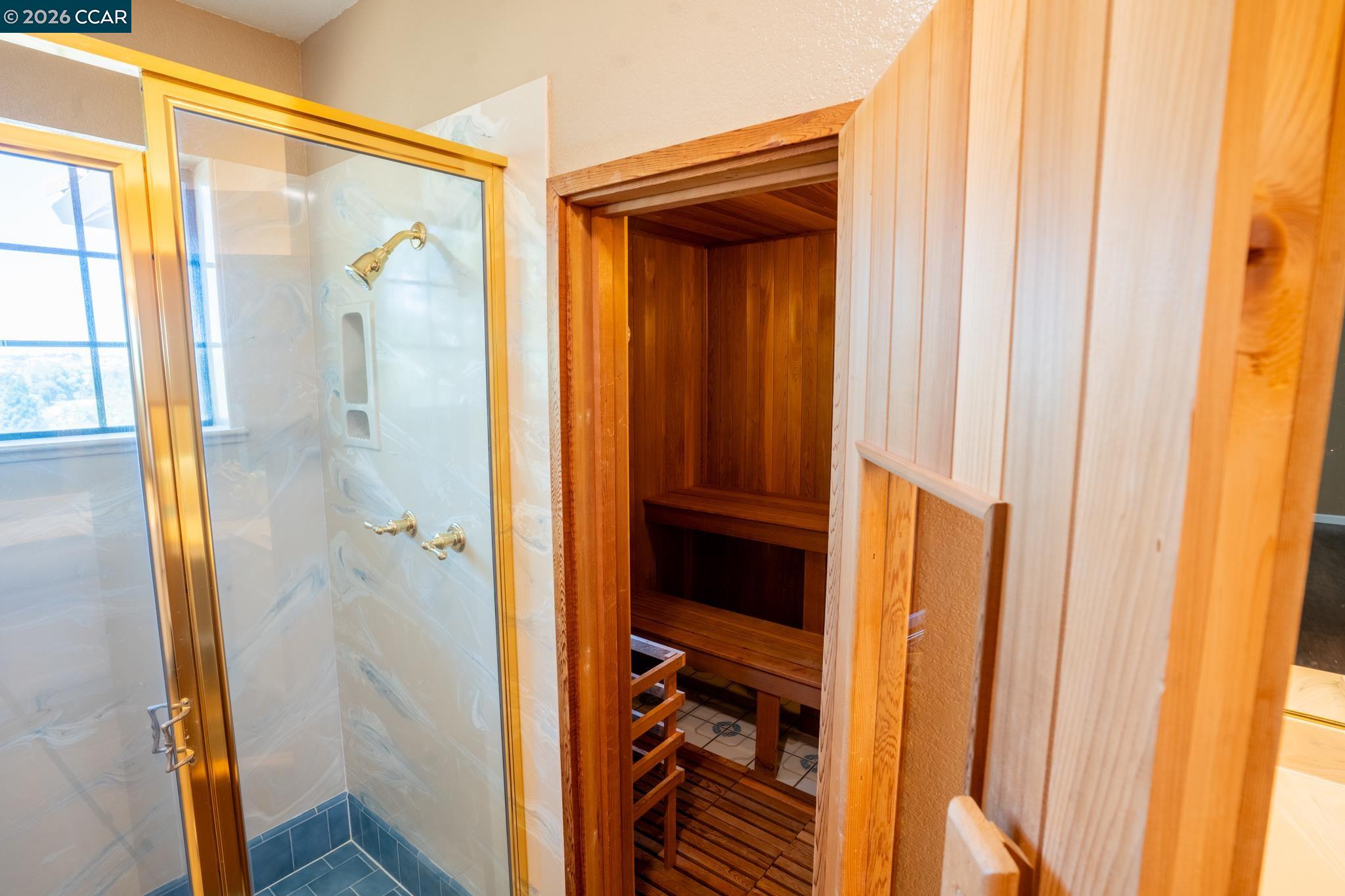 Detail Gallery Image 32 of 56 For 643 Old Course Ct, Valley Springs,  CA 95252 - 3 Beds | 2/1 Baths