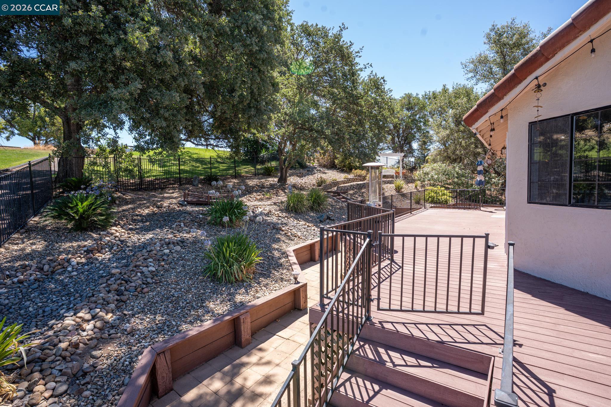 Detail Gallery Image 36 of 56 For 643 Old Course Ct, Valley Springs,  CA 95252 - 3 Beds | 2/1 Baths