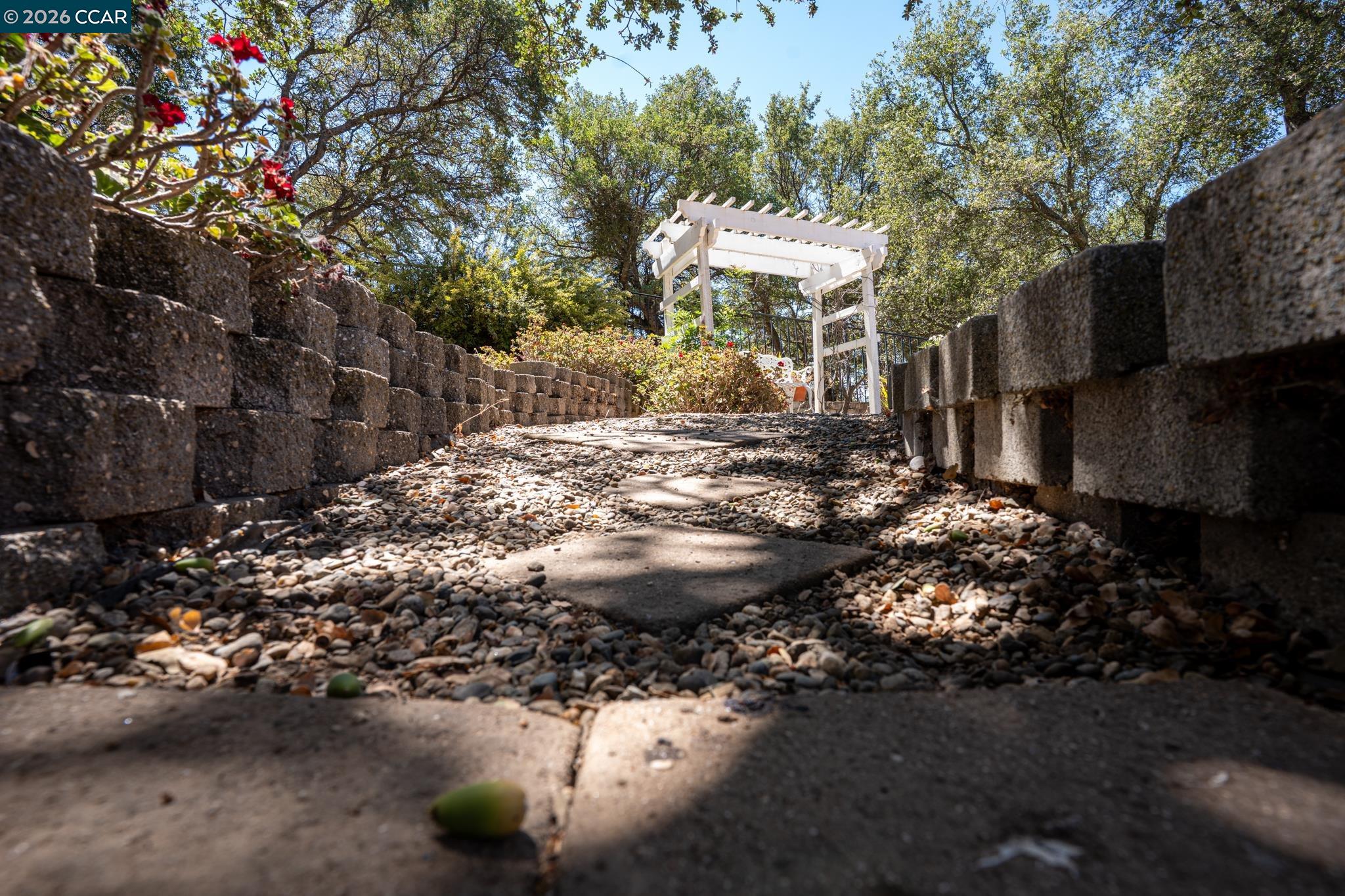 Detail Gallery Image 44 of 56 For 643 Old Course Ct, Valley Springs,  CA 95252 - 3 Beds | 2/1 Baths