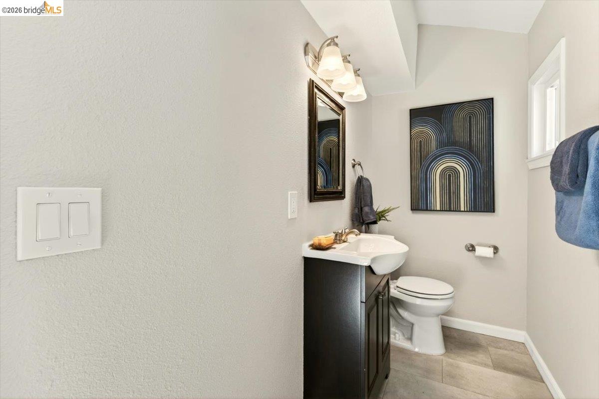 Detail Gallery Image 57 of 79 For 116 S 19th Street, Richmond,  CA 94804 - 3 Beds | 2 Baths