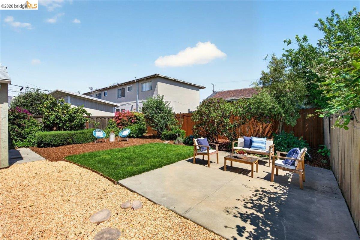 Detail Gallery Image 62 of 79 For 116 S 19th Street, Richmond,  CA 94804 - 3 Beds | 2 Baths