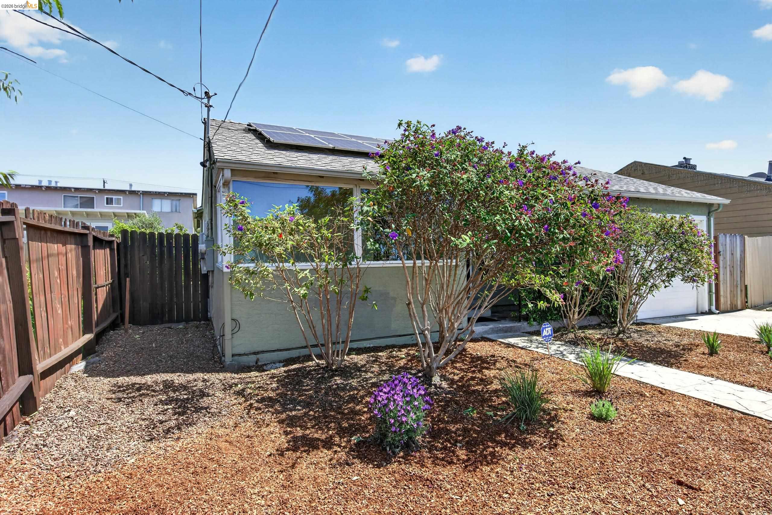 Detail Gallery Image 69 of 79 For 116 S 19th Street, Richmond,  CA 94804 - 3 Beds | 2 Baths