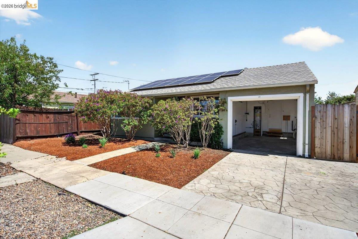 Detail Gallery Image 71 of 79 For 116 S 19th Street, Richmond,  CA 94804 - 3 Beds | 2 Baths