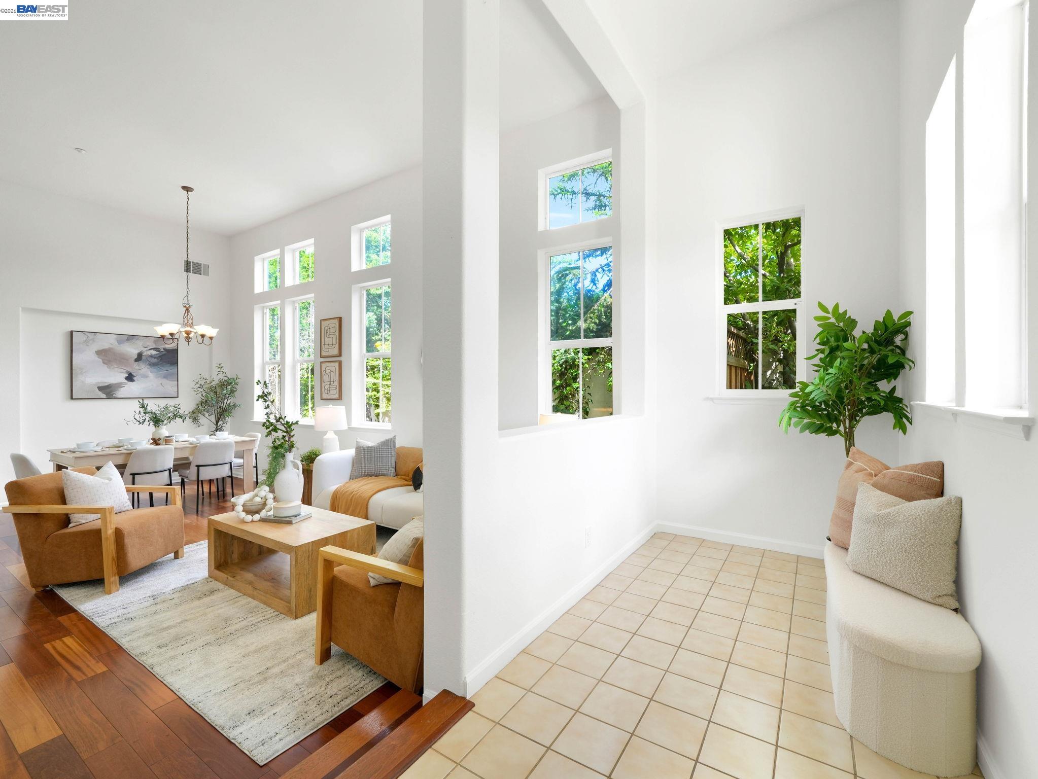 Detail Gallery Image 4 of 69 For 11 Meadows Ct, Fremont,  CA 94539 - 5 Beds | 3 Baths