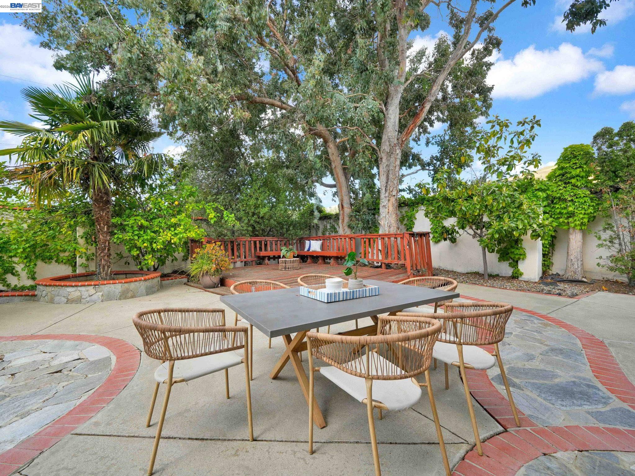 Detail Gallery Image 39 of 69 For 11 Meadows Ct, Fremont,  CA 94539 - 5 Beds | 3 Baths