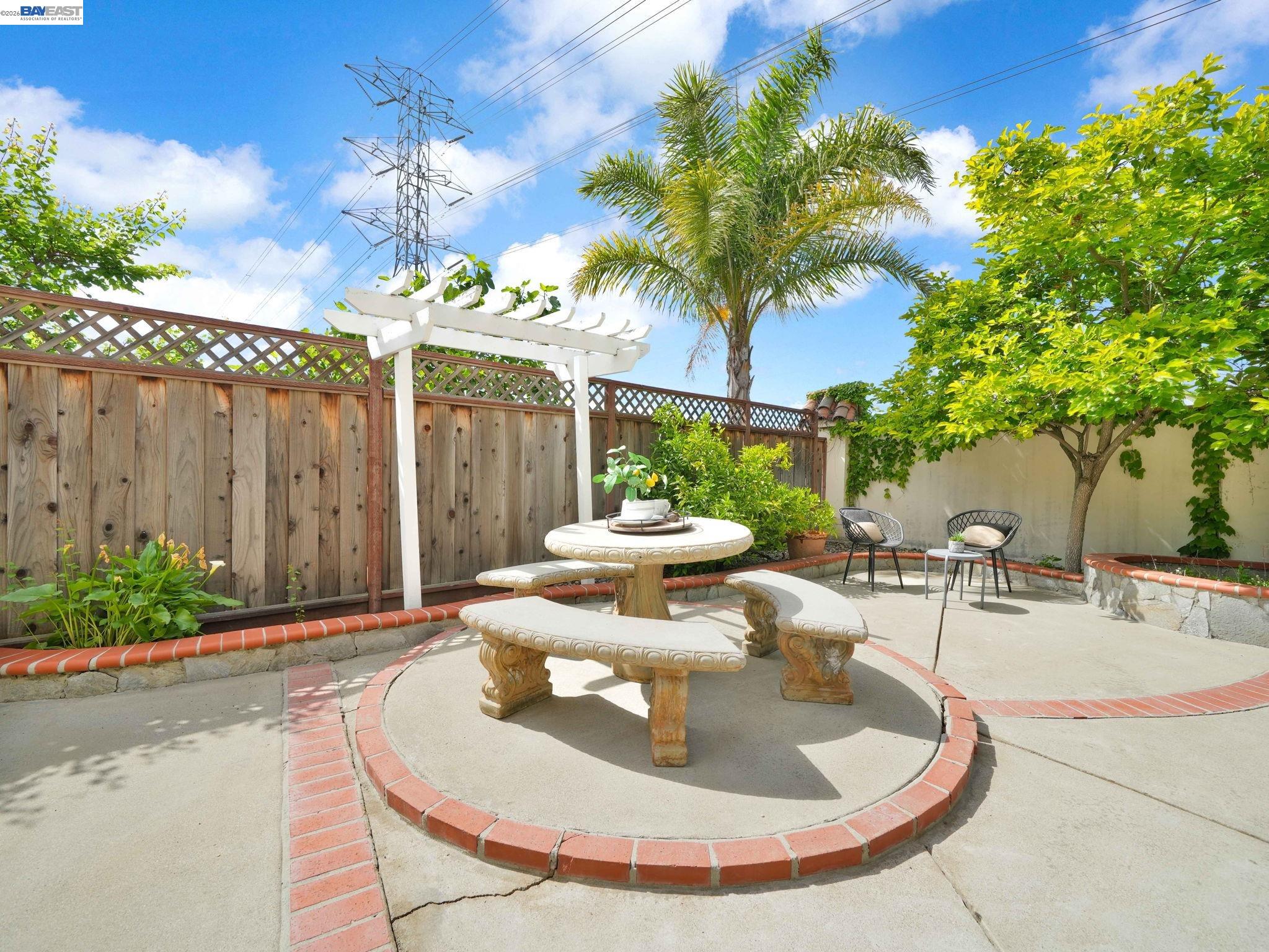 Detail Gallery Image 43 of 69 For 11 Meadows Ct, Fremont,  CA 94539 - 5 Beds | 3 Baths