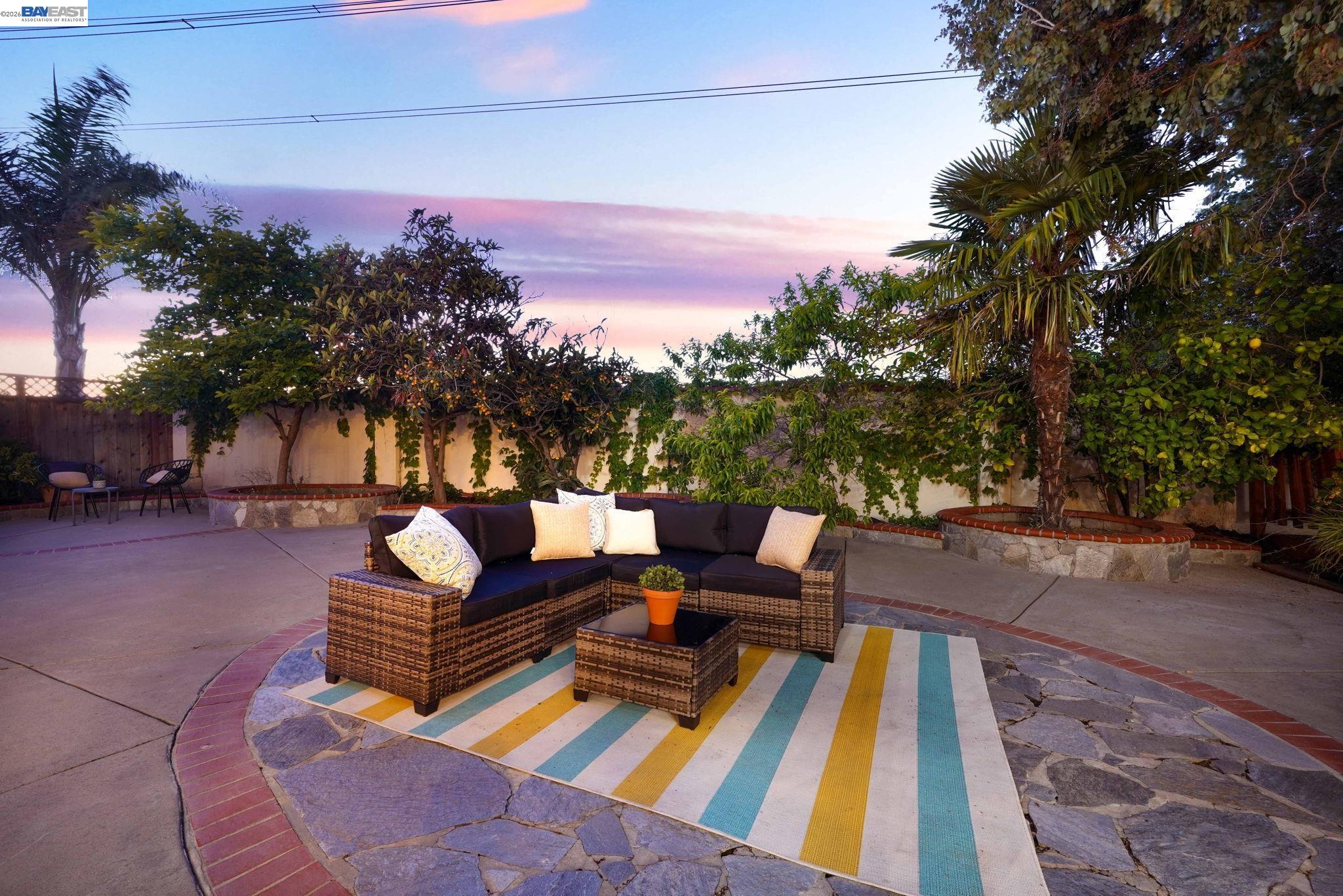 Detail Gallery Image 49 of 69 For 11 Meadows Ct, Fremont,  CA 94539 - 5 Beds | 3 Baths