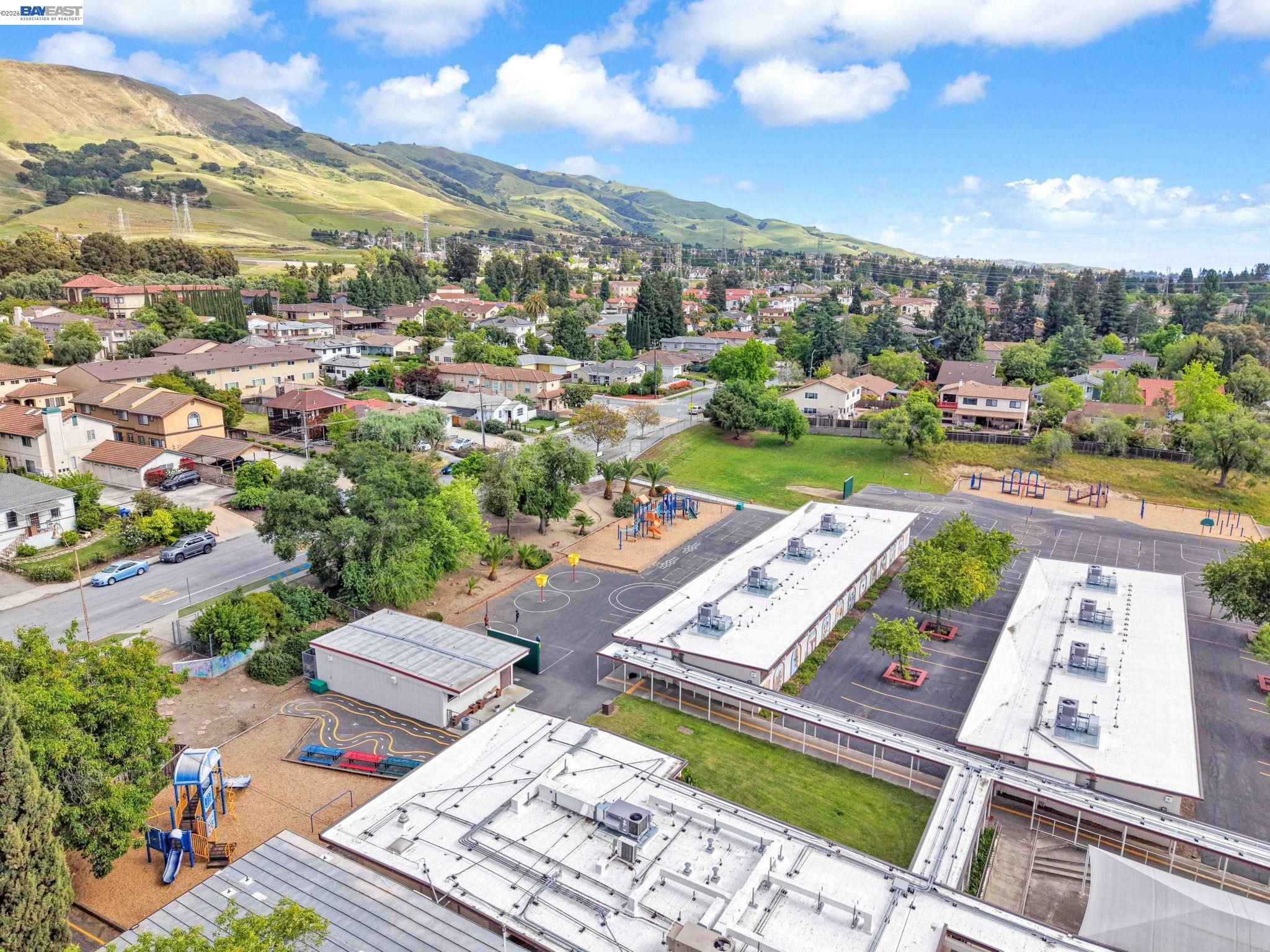 Detail Gallery Image 63 of 69 For 11 Meadows Ct, Fremont,  CA 94539 - 5 Beds | 3 Baths