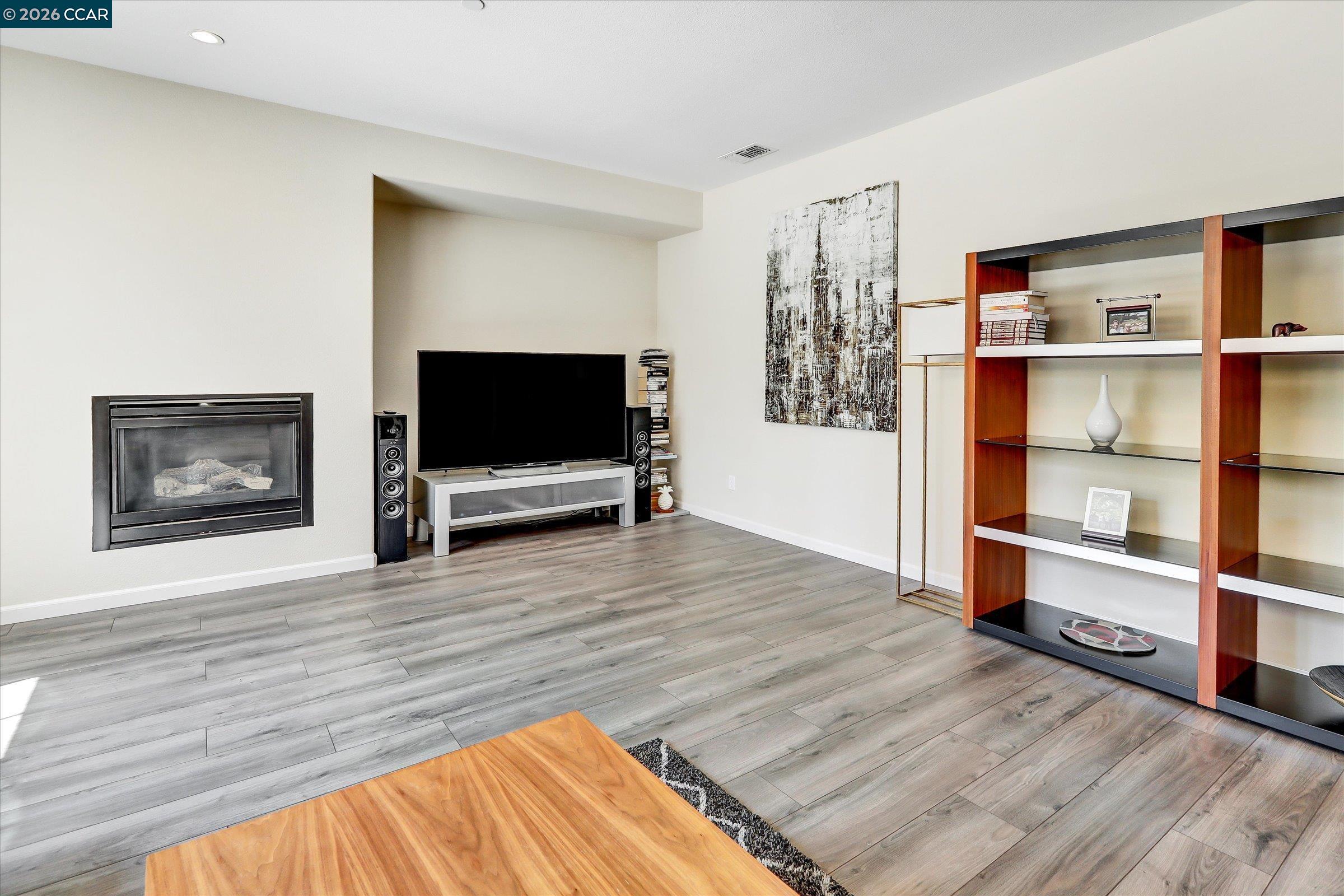 Detail Gallery Image 19 of 57 For 4007 Oak Knoll St, Antioch,  CA 94509 - 5 Beds | 3/1 Baths