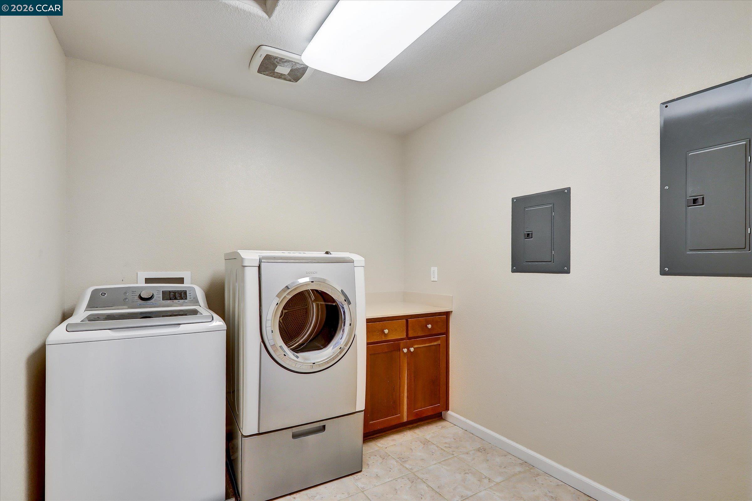 Detail Gallery Image 41 of 57 For 4007 Oak Knoll St, Antioch,  CA 94509 - 5 Beds | 3/1 Baths