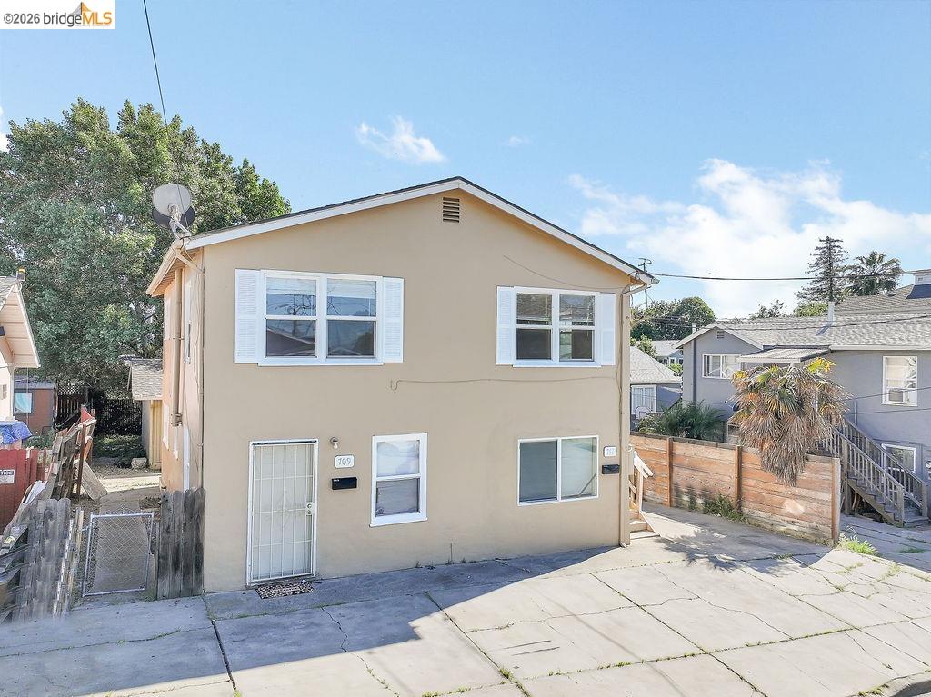 Detail Gallery Image 2 of 37 For 709 W 8th St, Antioch,  CA 94509 - – Beds | – Baths