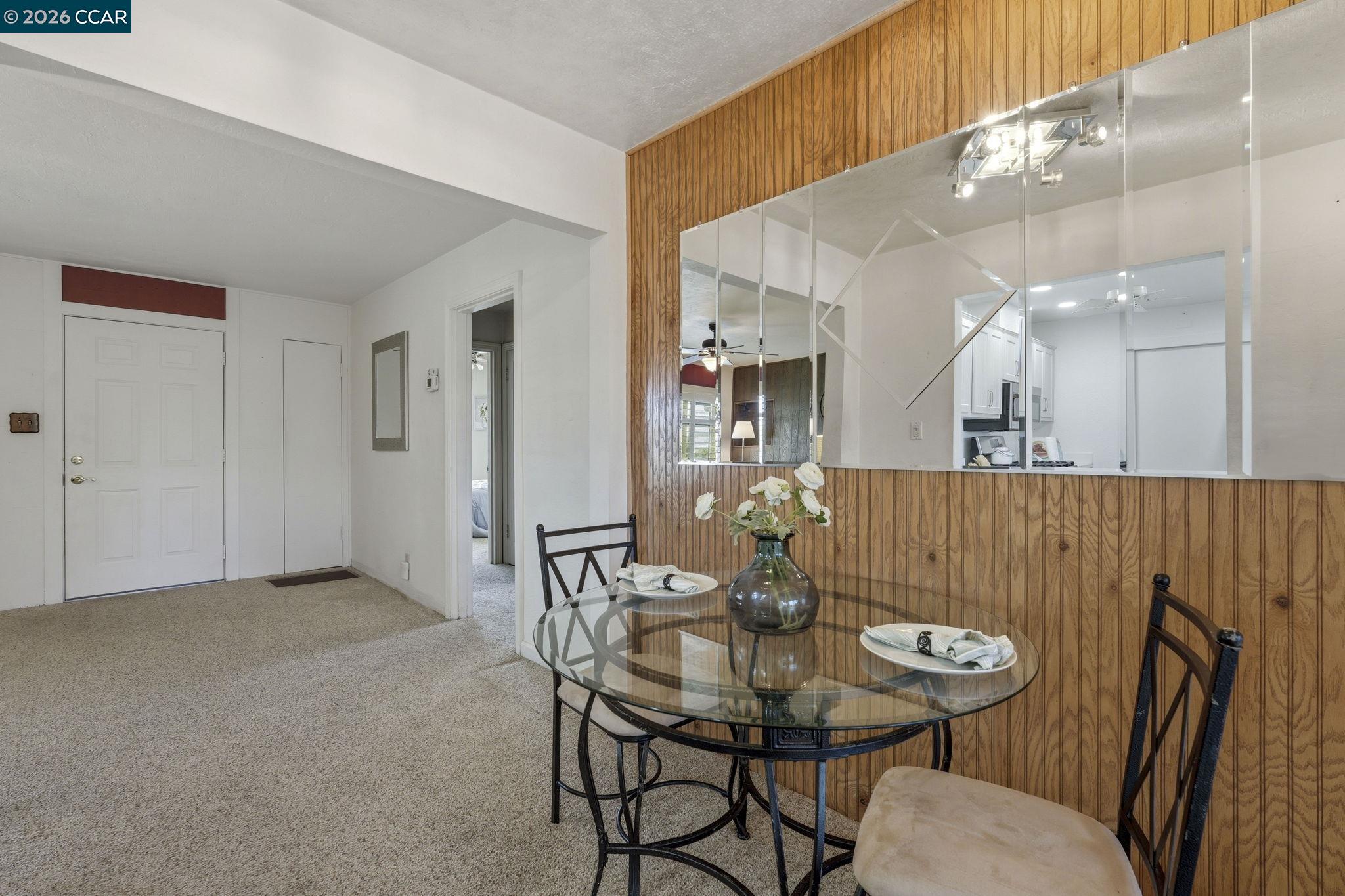 Detail Gallery Image 11 of 29 For 2912 Knoll Dr, Concord,  CA 94520 - 2 Beds | 1 Baths