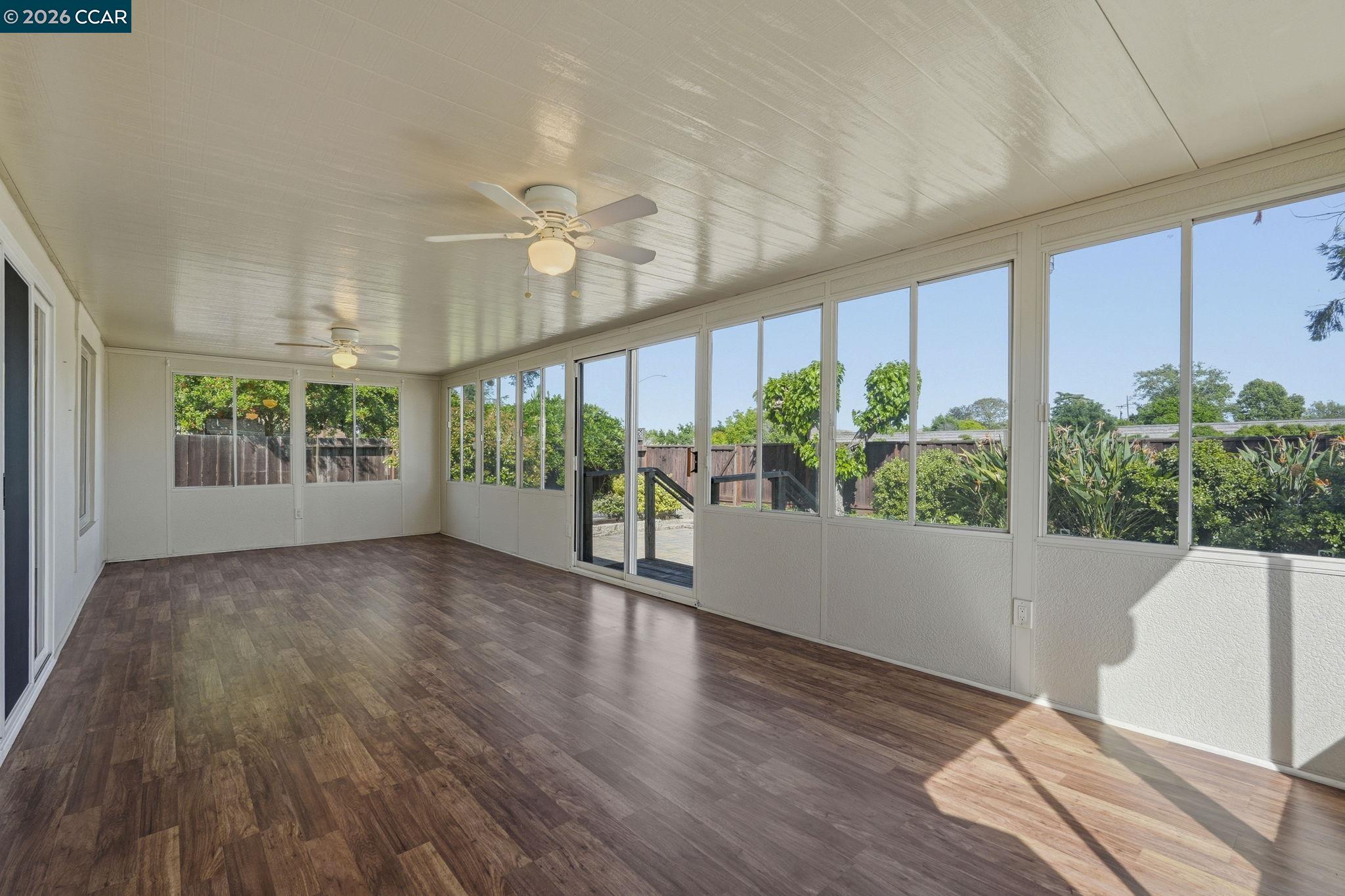 Detail Gallery Image 22 of 29 For 2912 Knoll Dr, Concord,  CA 94520 - 2 Beds | 1 Baths