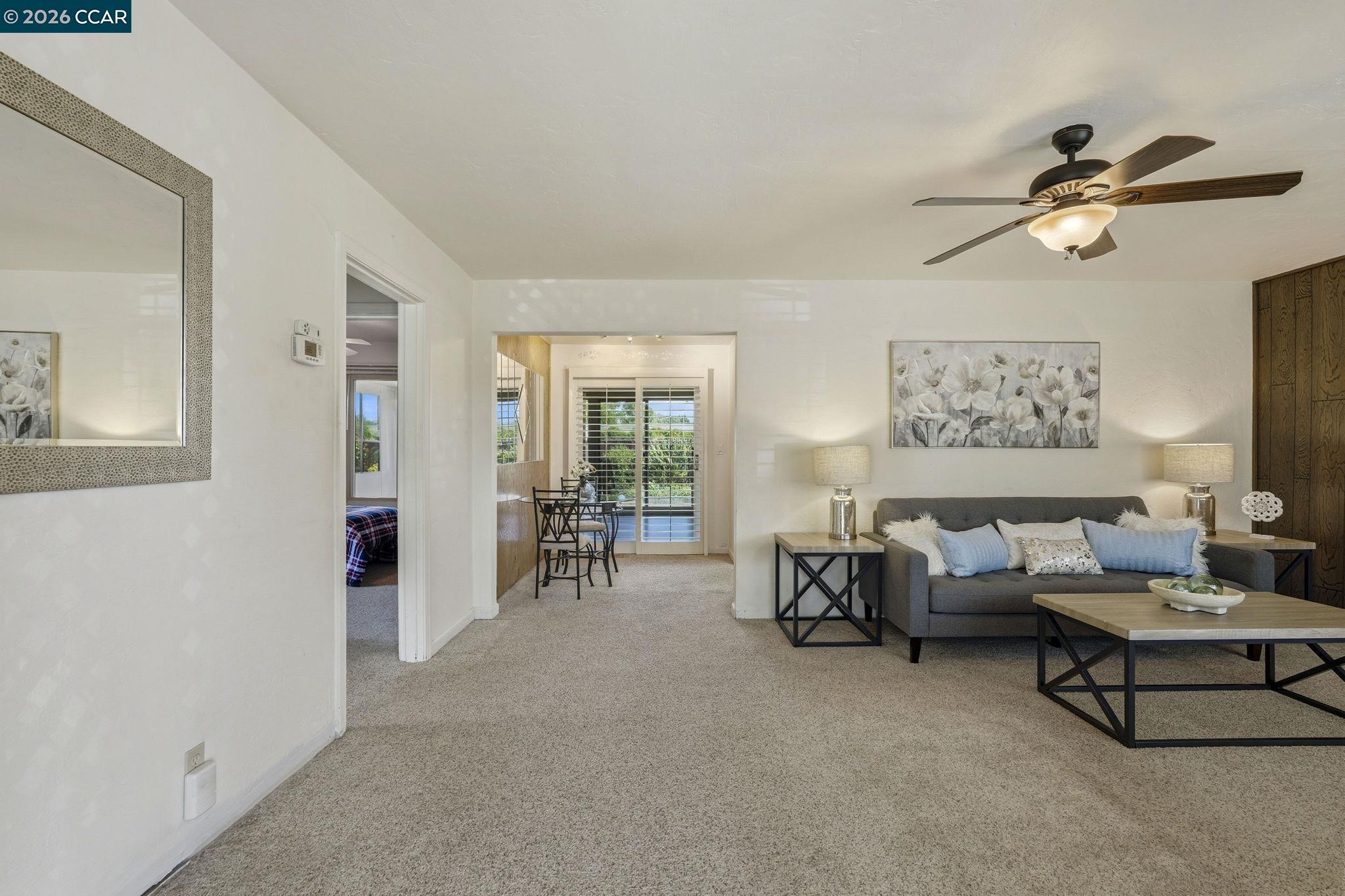 Detail Gallery Image 6 of 29 For 2912 Knoll Dr, Concord,  CA 94520 - 2 Beds | 1 Baths
