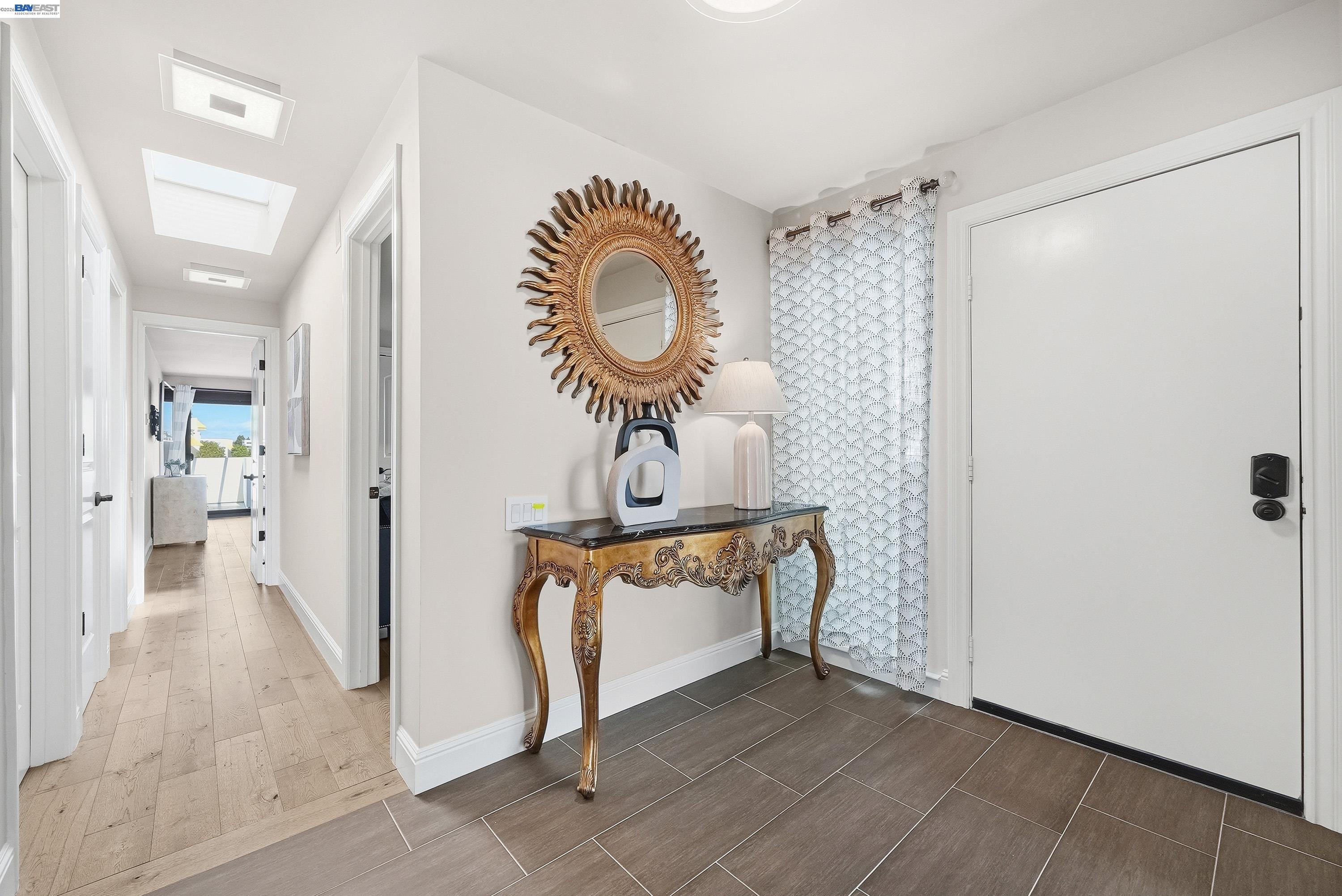 Detail Gallery Image 4 of 54 For 844 Balboa Ln, Foster City,  CA 94404 - 2 Beds | 2 Baths