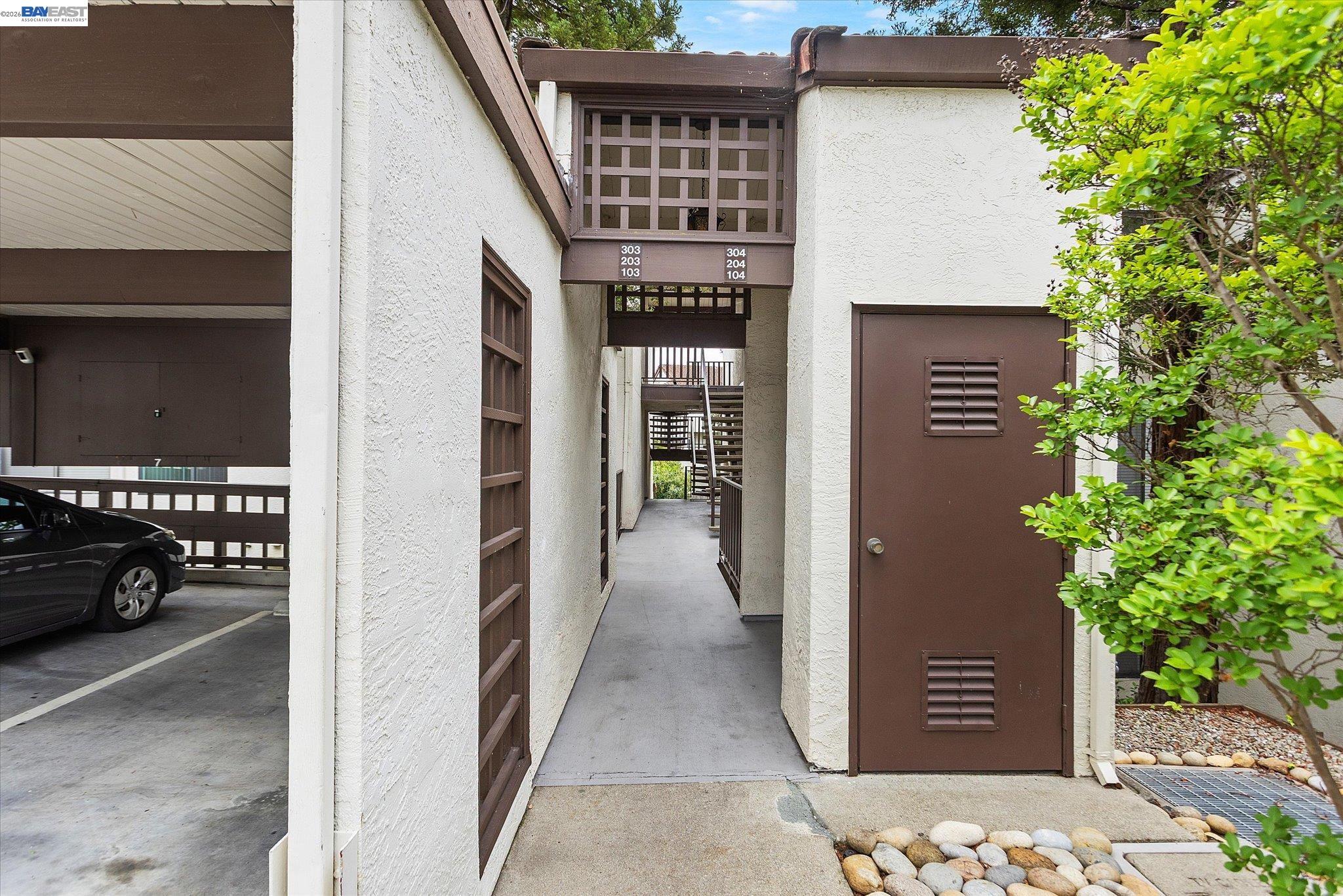 Photo #3: 41131164 Listing: Photo #3