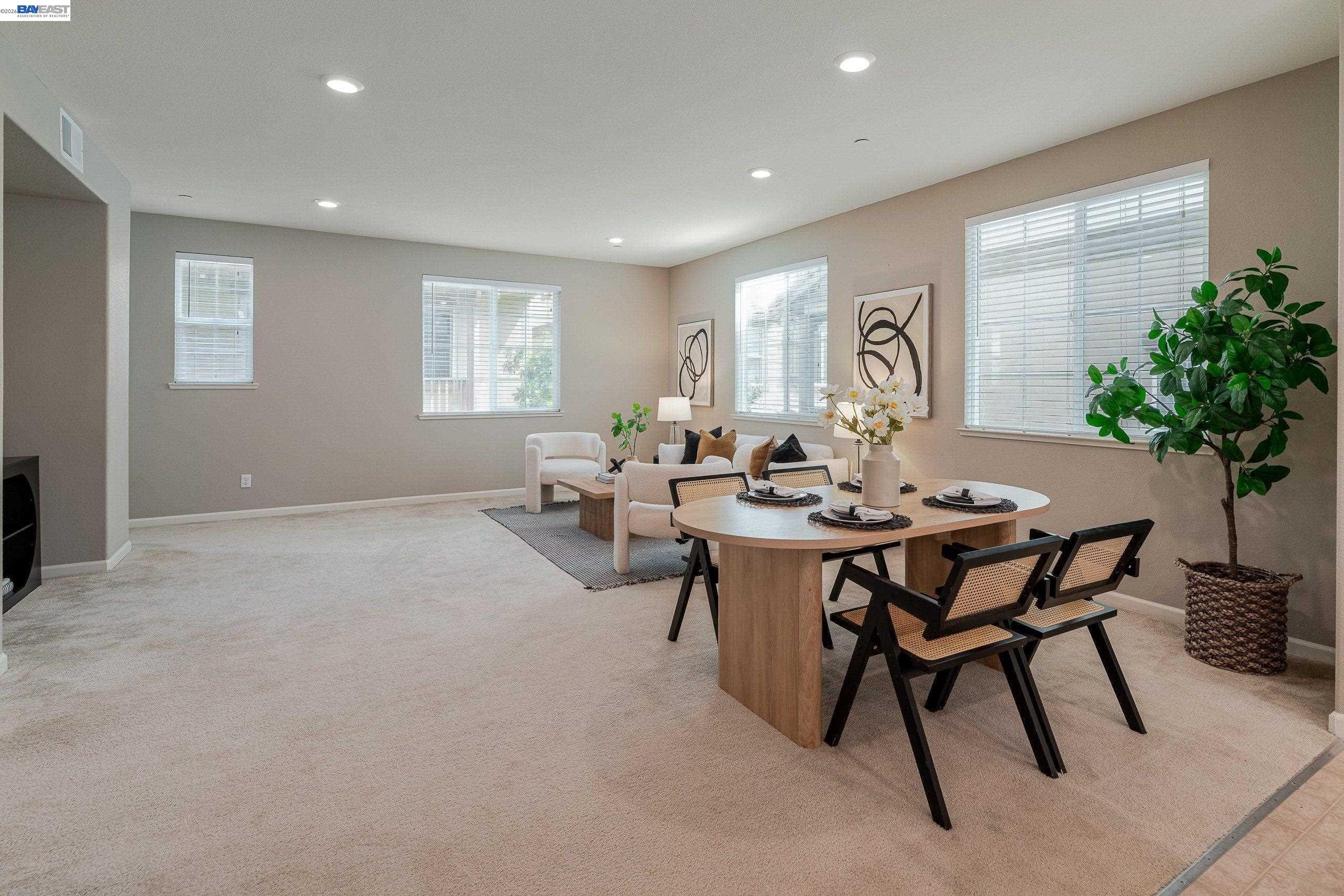 Detail Gallery Image 14 of 44 For 1114 Speros Ct, Hayward,  CA 94544 - 4 Beds | 3/1 Baths