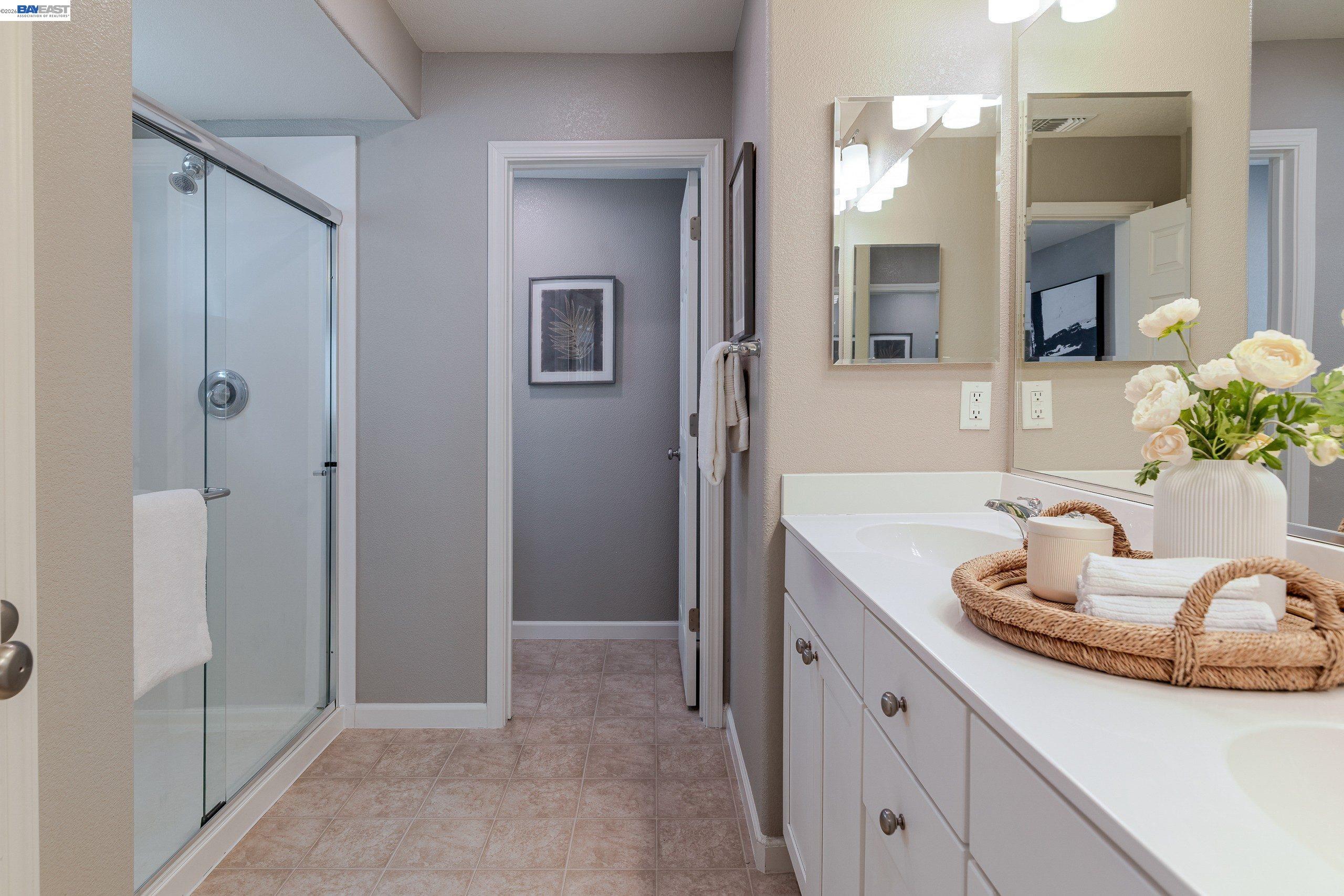 Detail Gallery Image 21 of 44 For 1114 Speros Ct, Hayward,  CA 94544 - 4 Beds | 3/1 Baths