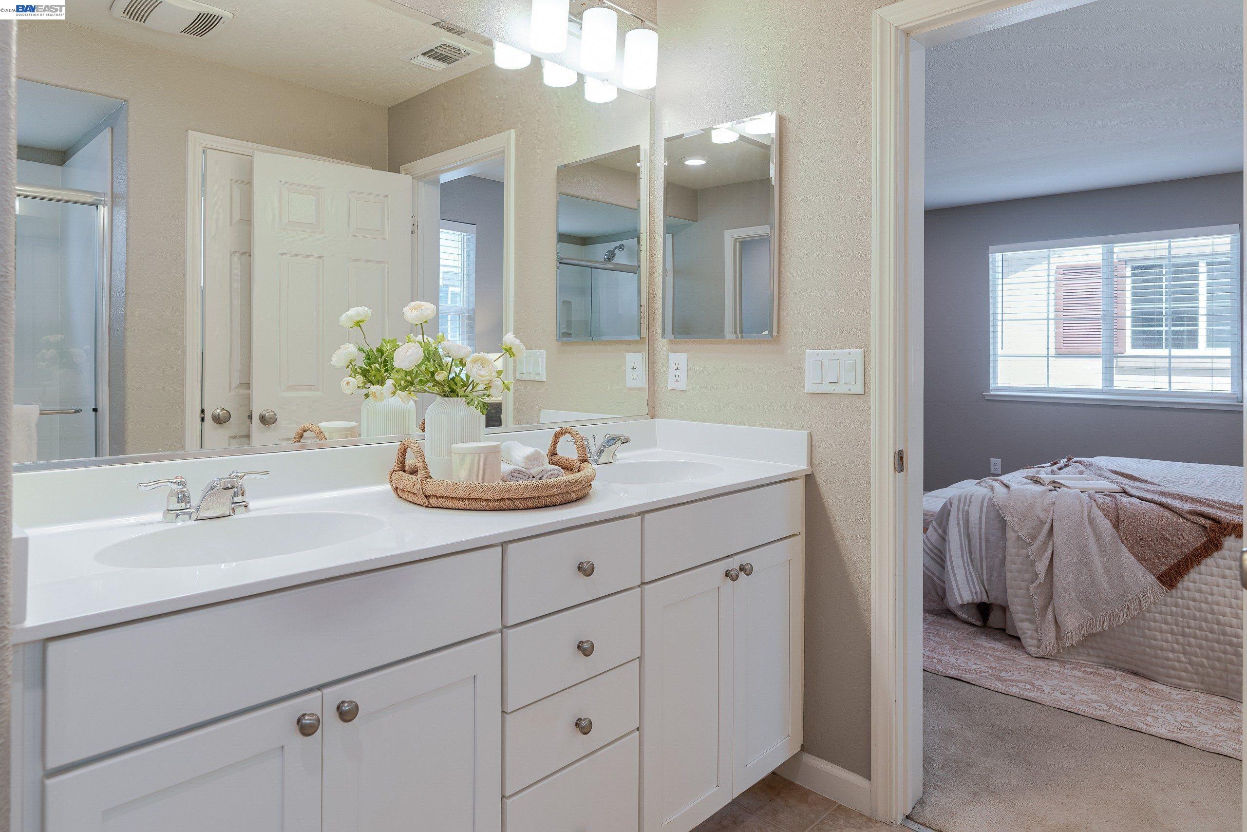 Detail Gallery Image 22 of 44 For 1114 Speros Ct, Hayward,  CA 94544 - 4 Beds | 3/1 Baths