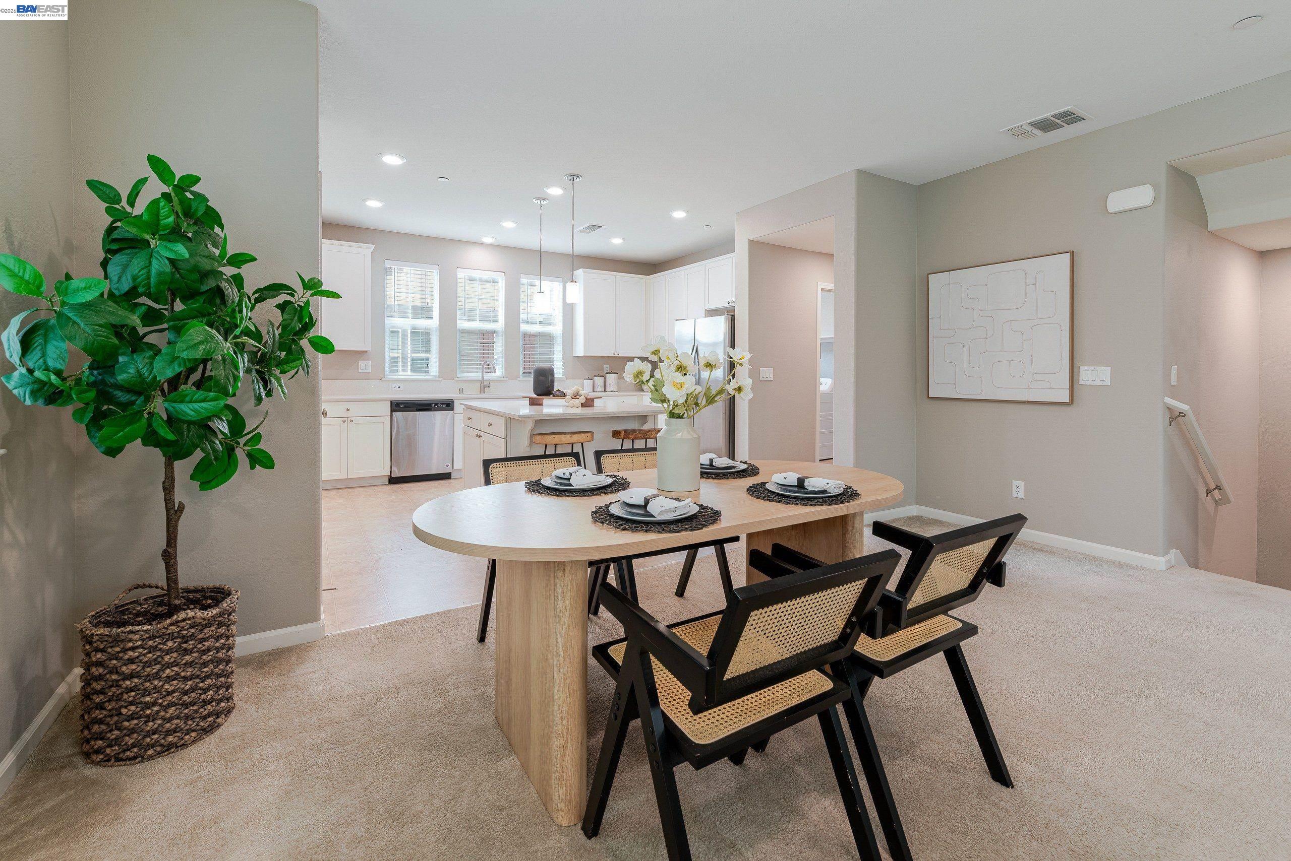 Detail Gallery Image 6 of 44 For 1114 Speros Ct, Hayward,  CA 94544 - 4 Beds | 3/1 Baths