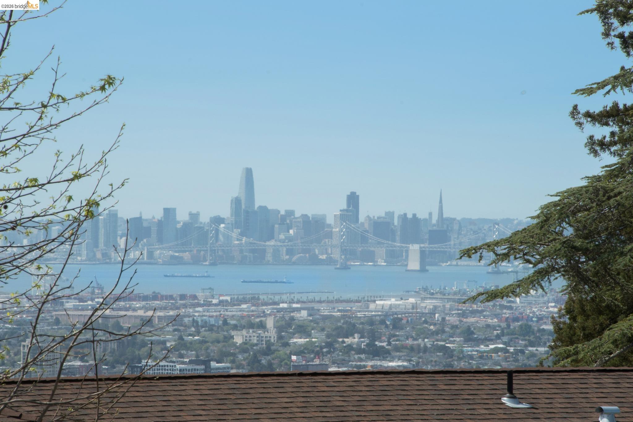 Detail Gallery Image 19 of 76 For 246 Pershing Dr, Oakland,  CA 94611 - 4 Beds | 3 Baths