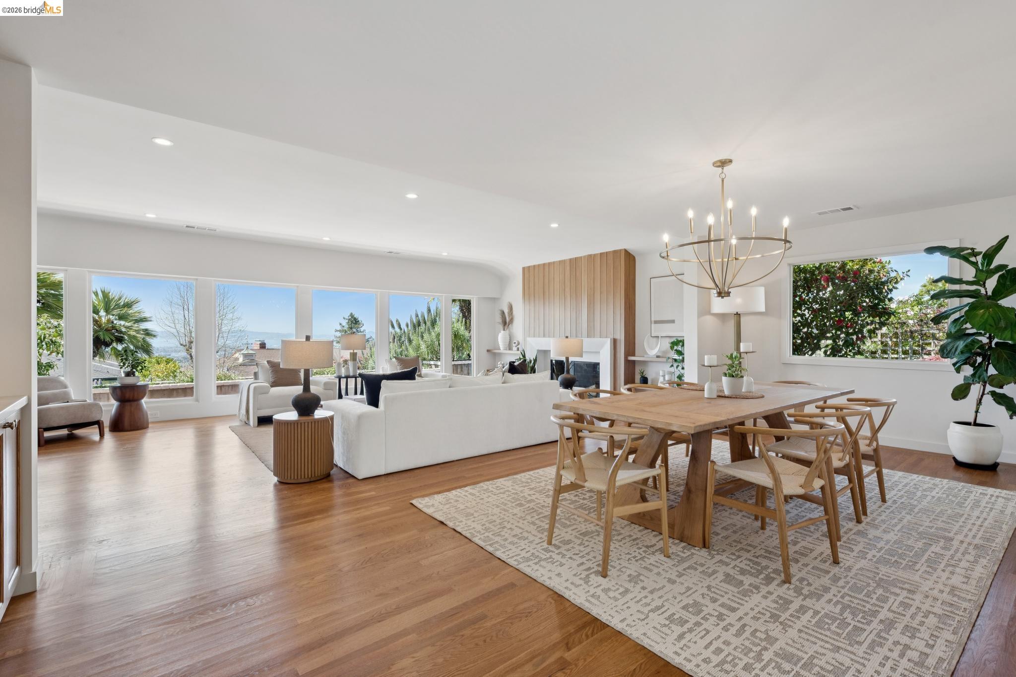 Detail Gallery Image 22 of 76 For 246 Pershing Dr, Oakland,  CA 94611 - 4 Beds | 3 Baths