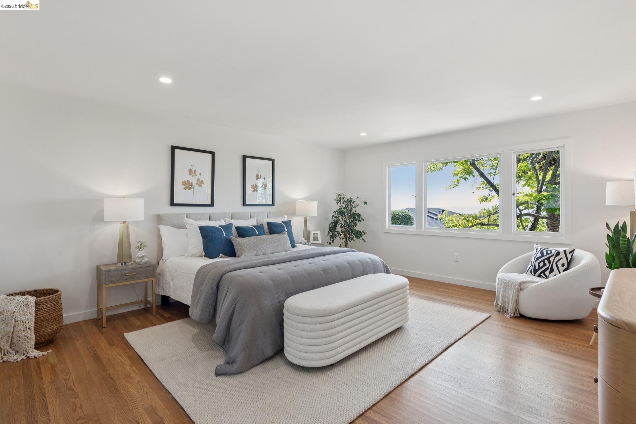 Detail Gallery Image 42 of 76 For 246 Pershing Dr, Oakland,  CA 94611 - 4 Beds | 3 Baths