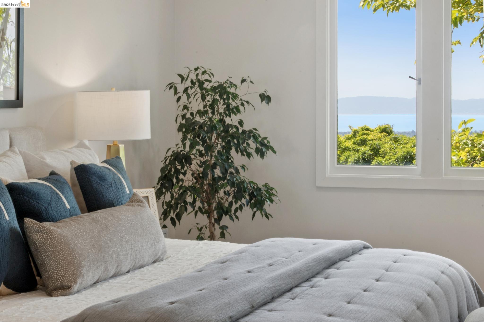 Detail Gallery Image 44 of 76 For 246 Pershing Dr, Oakland,  CA 94611 - 4 Beds | 3 Baths