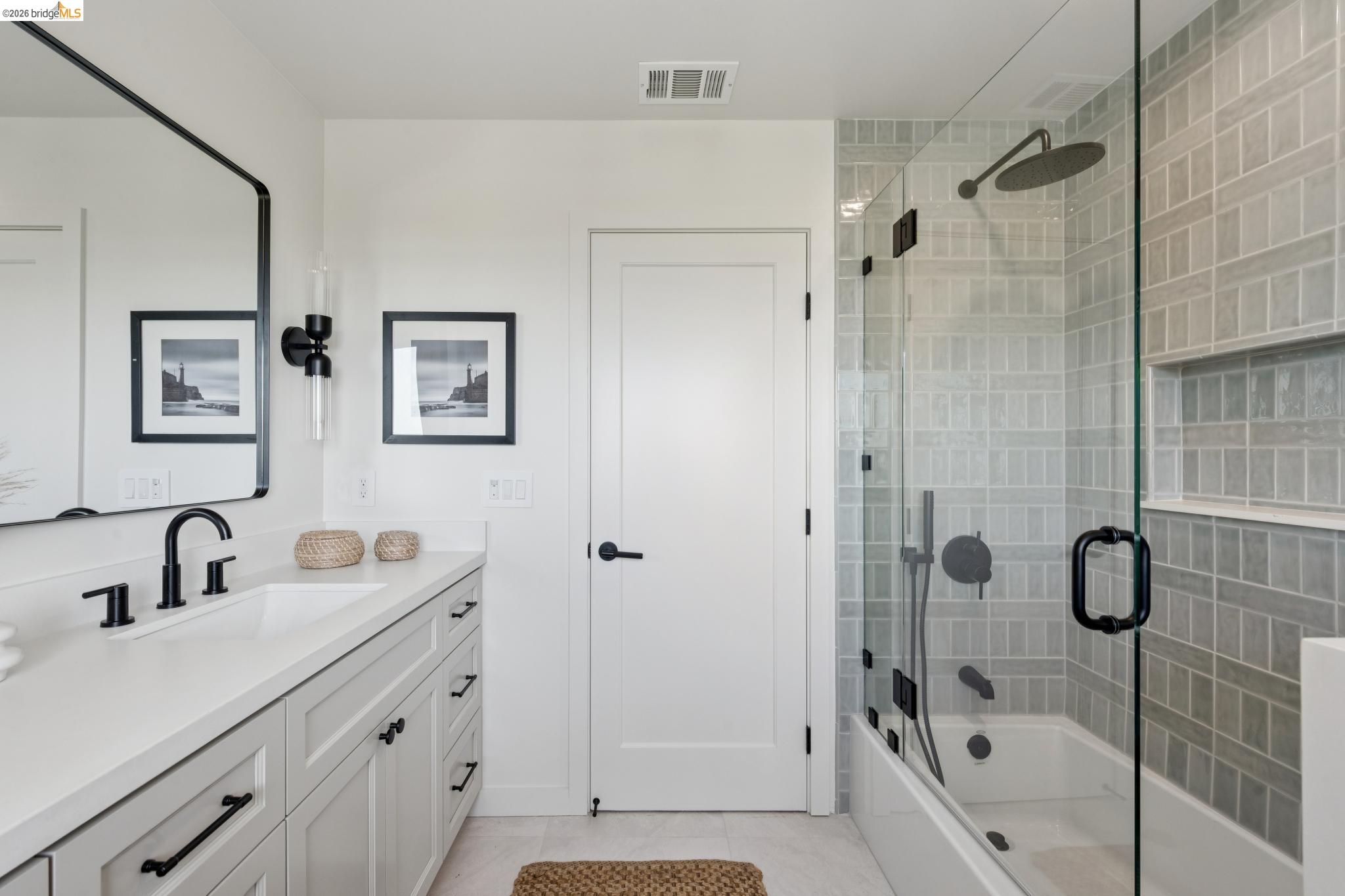 Detail Gallery Image 57 of 76 For 246 Pershing Dr, Oakland,  CA 94611 - 4 Beds | 3 Baths