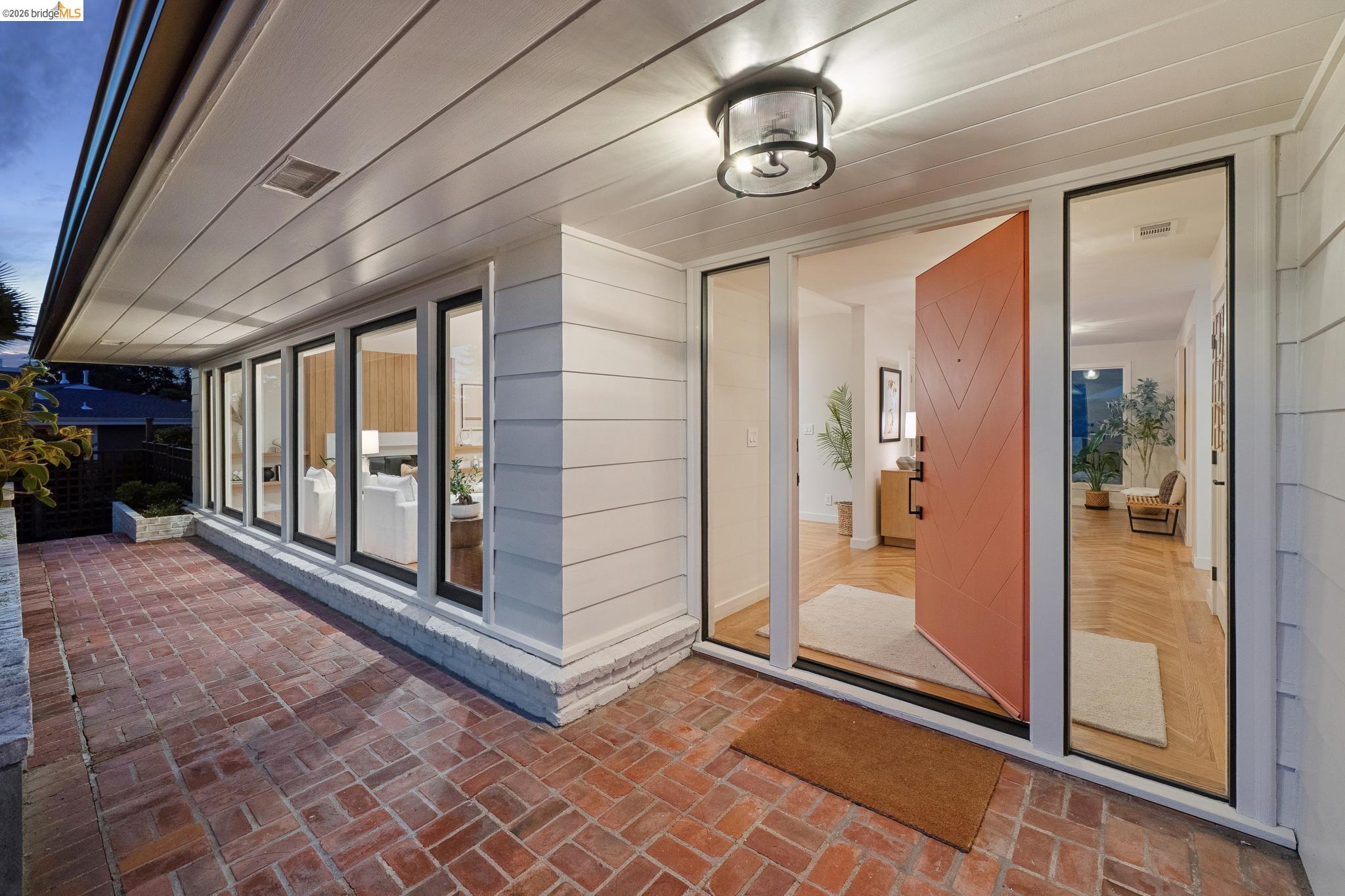 Detail Gallery Image 72 of 76 For 246 Pershing Dr, Oakland,  CA 94611 - 4 Beds | 3 Baths