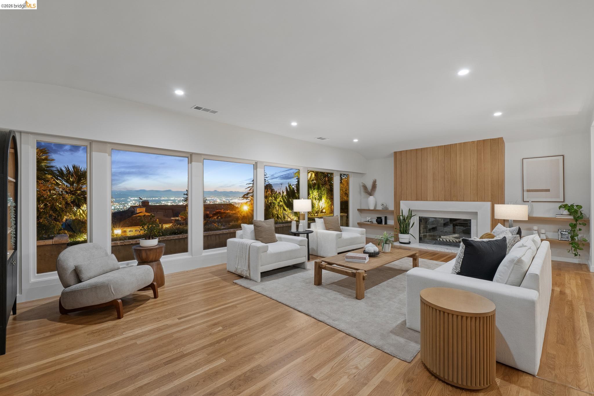 Detail Gallery Image 73 of 76 For 246 Pershing Dr, Oakland,  CA 94611 - 4 Beds | 3 Baths