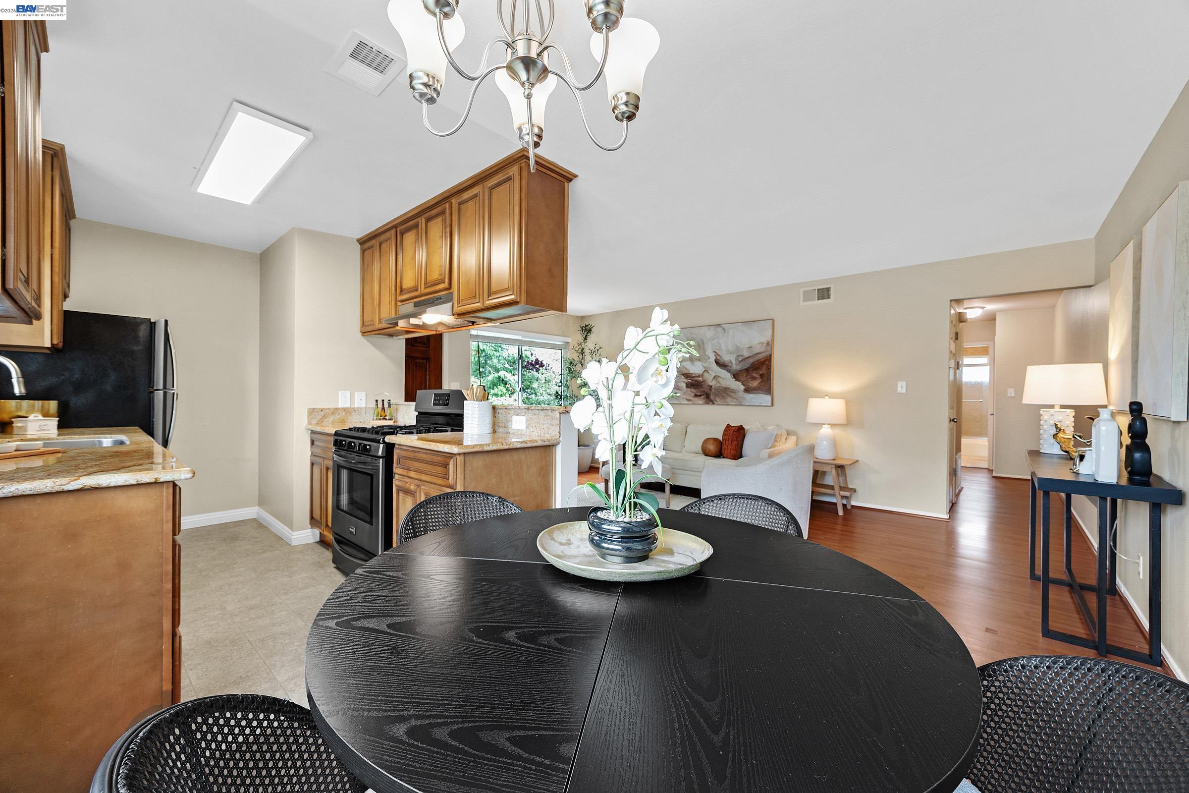 Photo #13: 41131170 Listing: Photo #13