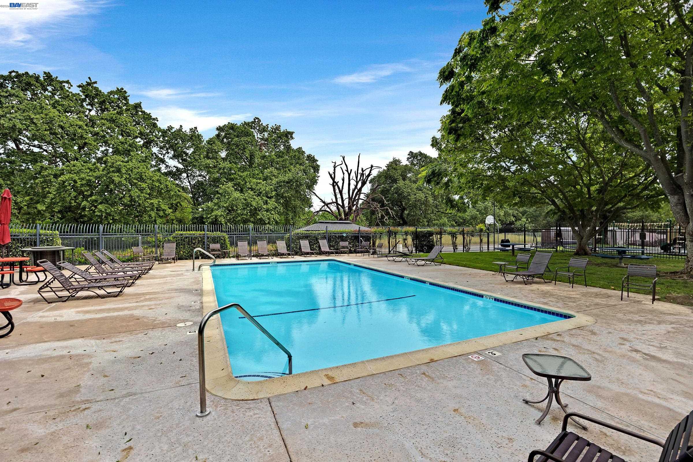 Photo #22: 41131170 Listing: Photo #22