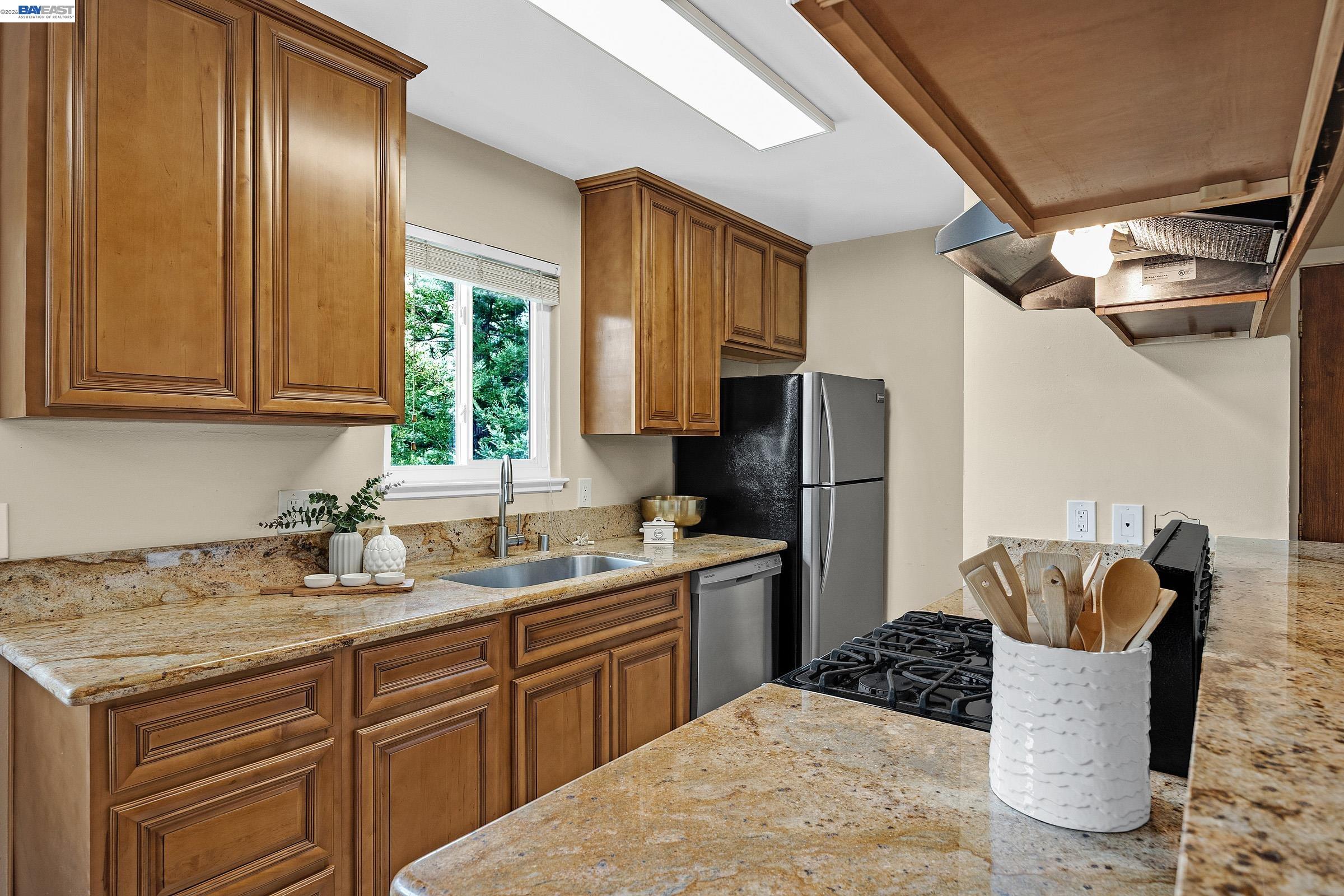 Photo #8: 41131170 Listing: Photo #8