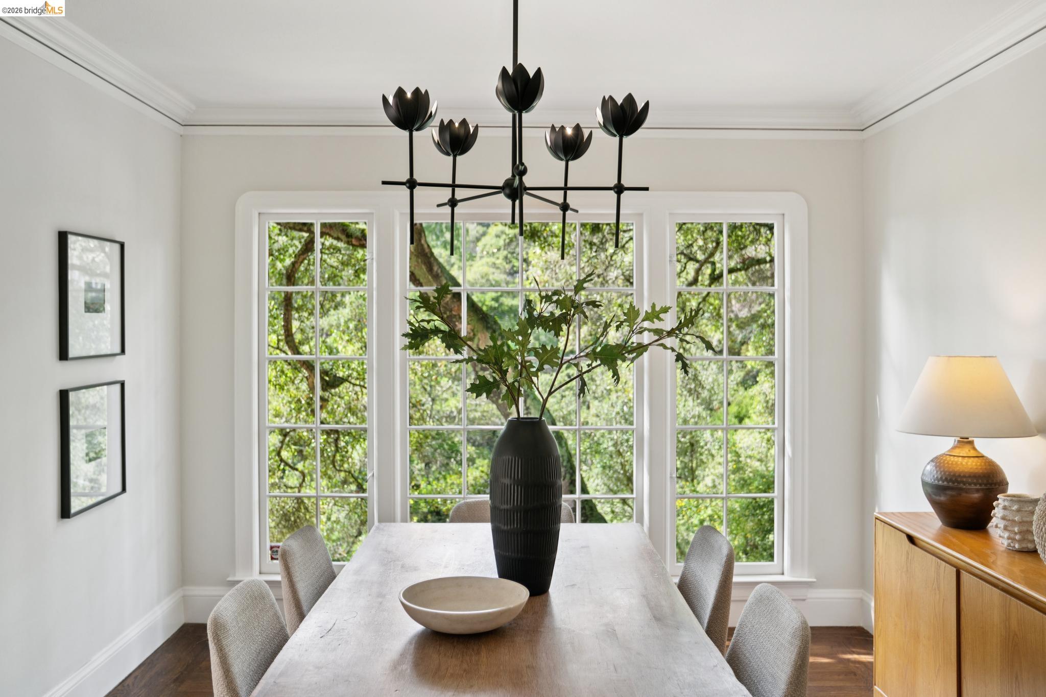 Detail Gallery Image 20 of 61 For 5617 Moraga, Oakland,  CA 94611 - 3 Beds | 2 Baths