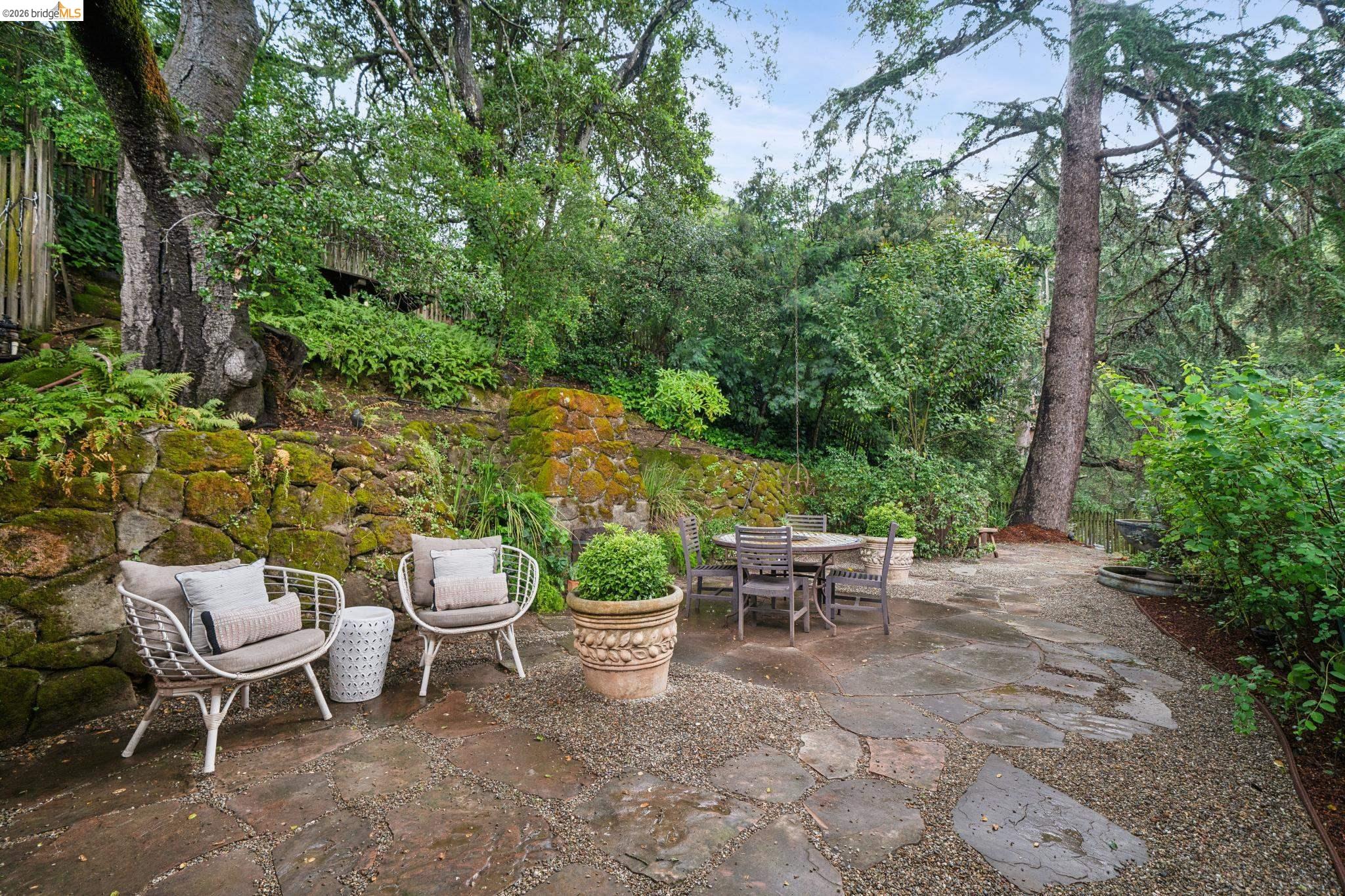 Detail Gallery Image 52 of 61 For 5617 Moraga, Oakland,  CA 94611 - 3 Beds | 2 Baths