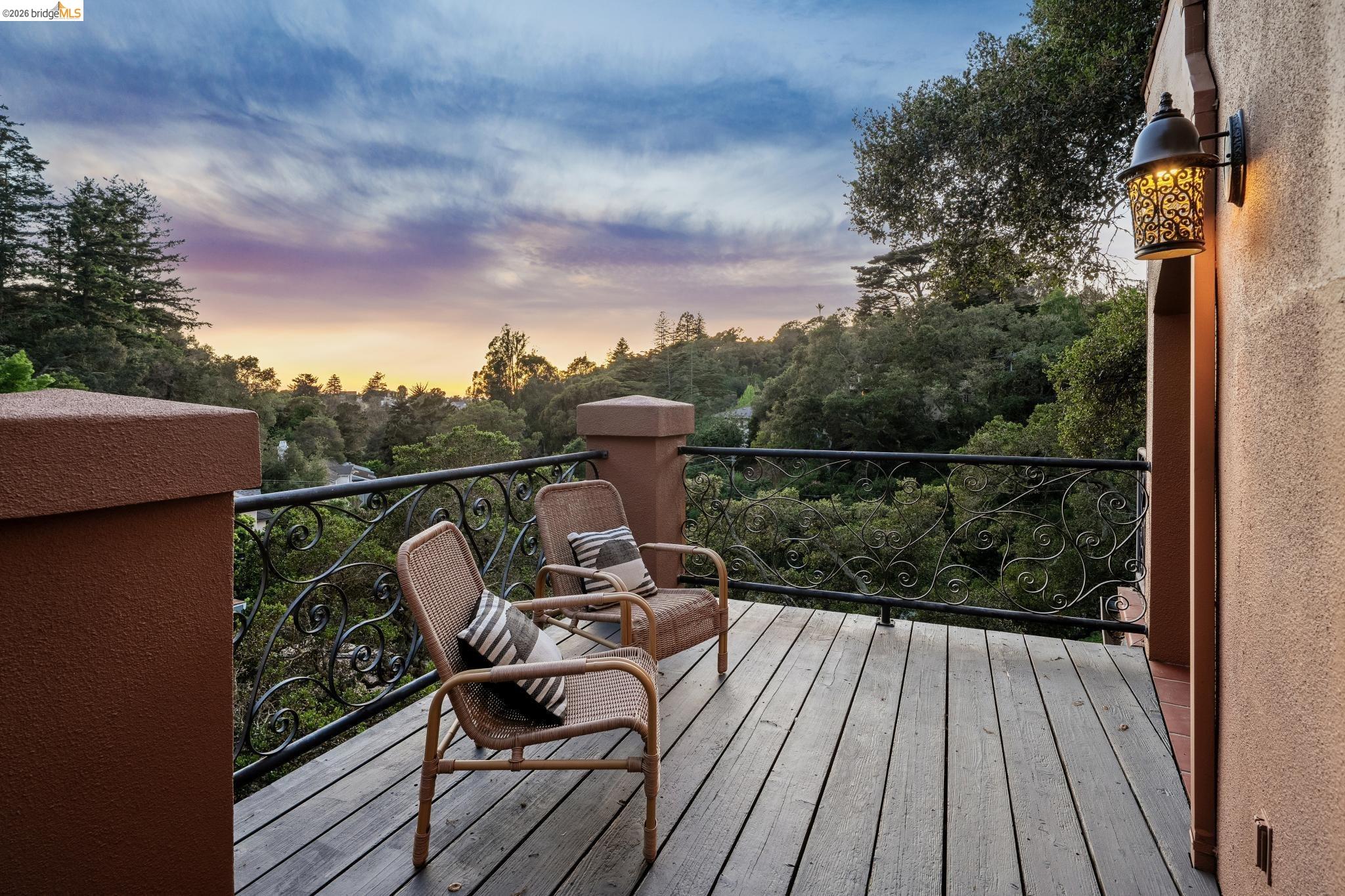 Detail Gallery Image 60 of 61 For 5617 Moraga, Oakland,  CA 94611 - 3 Beds | 2 Baths