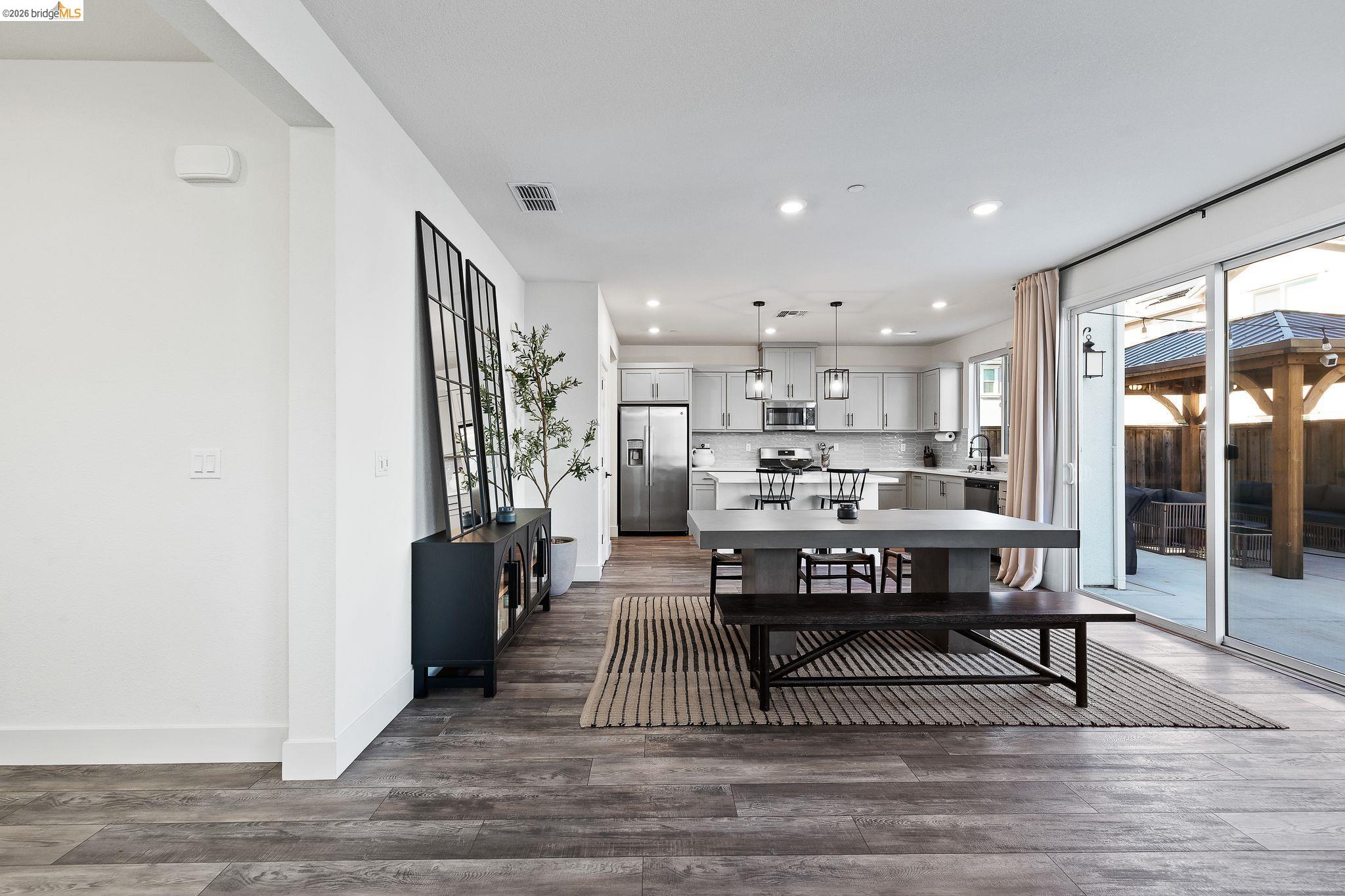 Detail Gallery Image 12 of 90 For 138 Granite Way, Oakley,  CA 94561-6049 - 4 Beds | 3 Baths