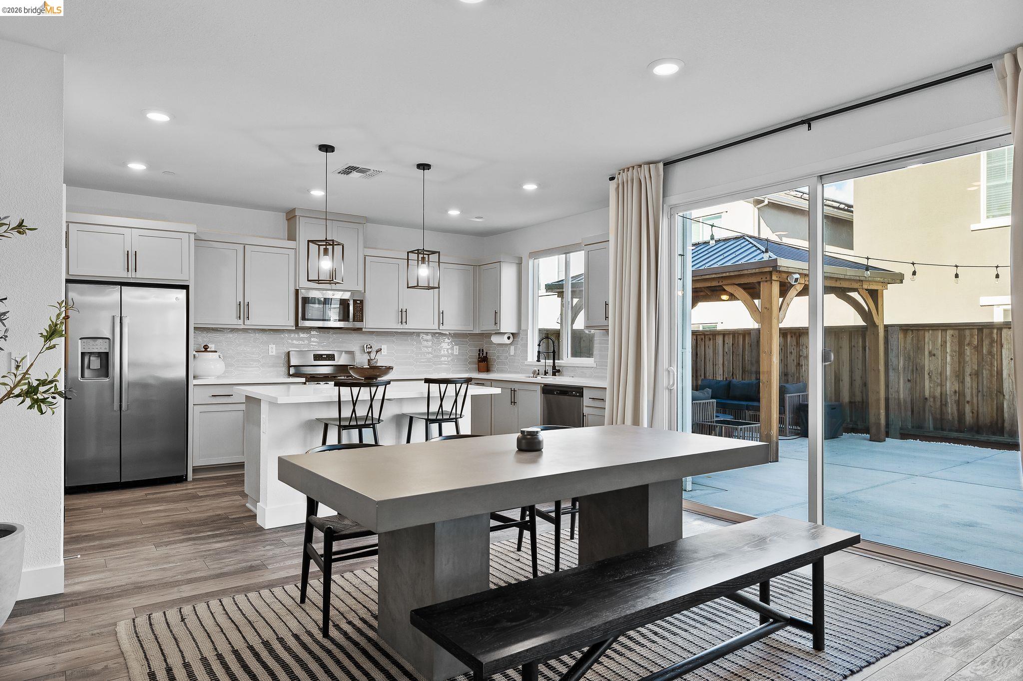 Detail Gallery Image 14 of 90 For 138 Granite Way, Oakley,  CA 94561-6049 - 4 Beds | 3 Baths