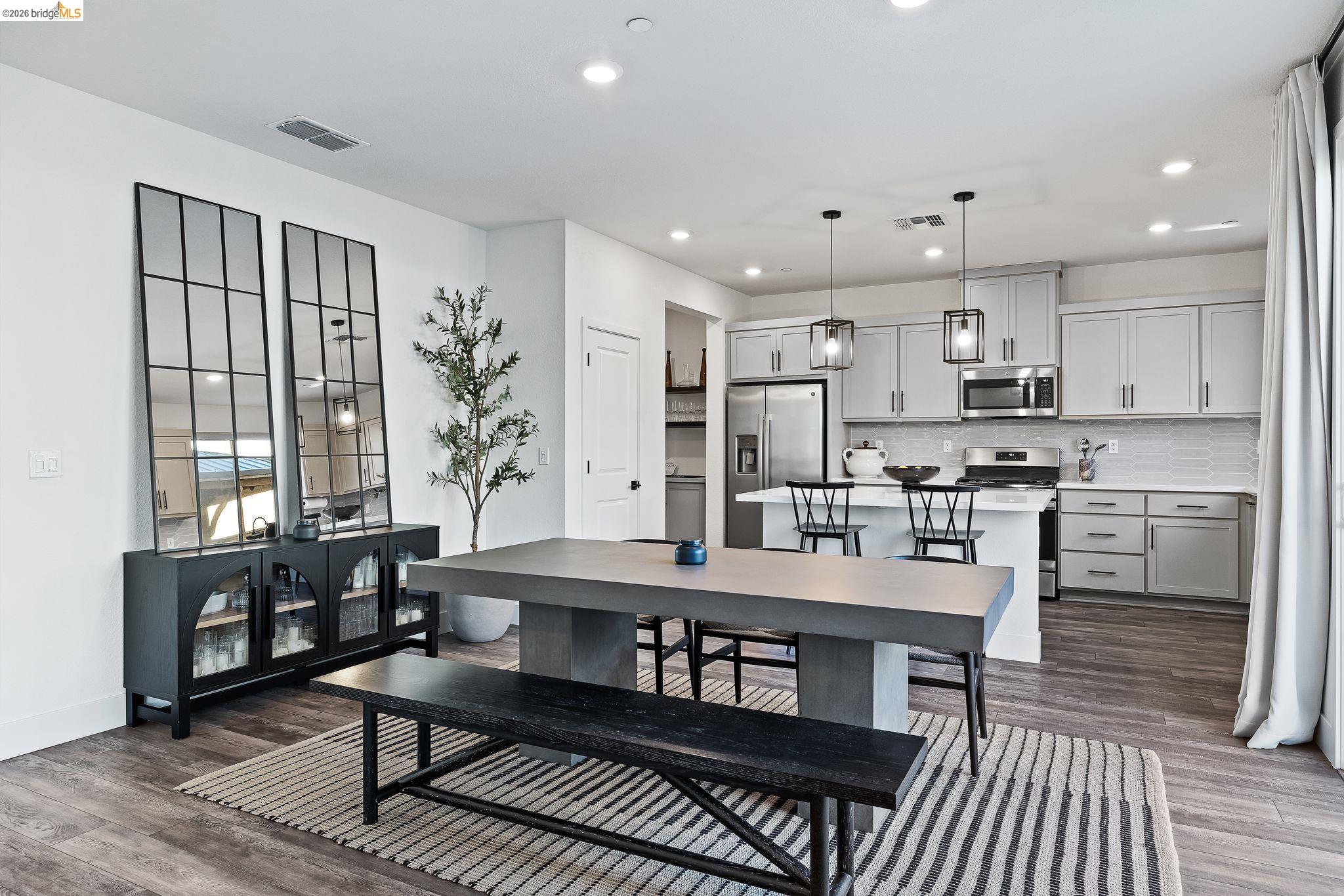 Detail Gallery Image 15 of 90 For 138 Granite Way, Oakley,  CA 94561-6049 - 4 Beds | 3 Baths