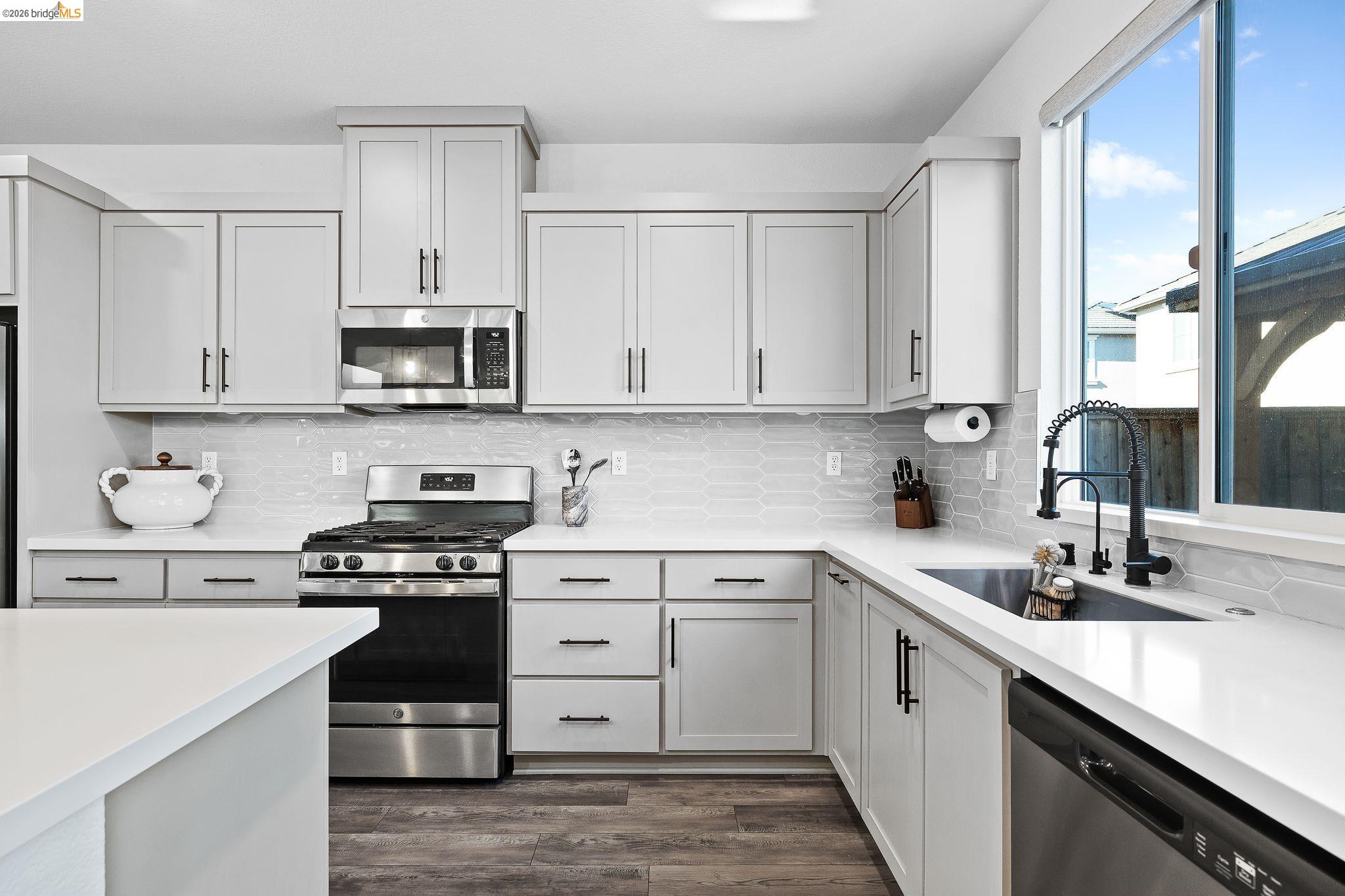 Detail Gallery Image 19 of 90 For 138 Granite Way, Oakley,  CA 94561-6049 - 4 Beds | 3 Baths