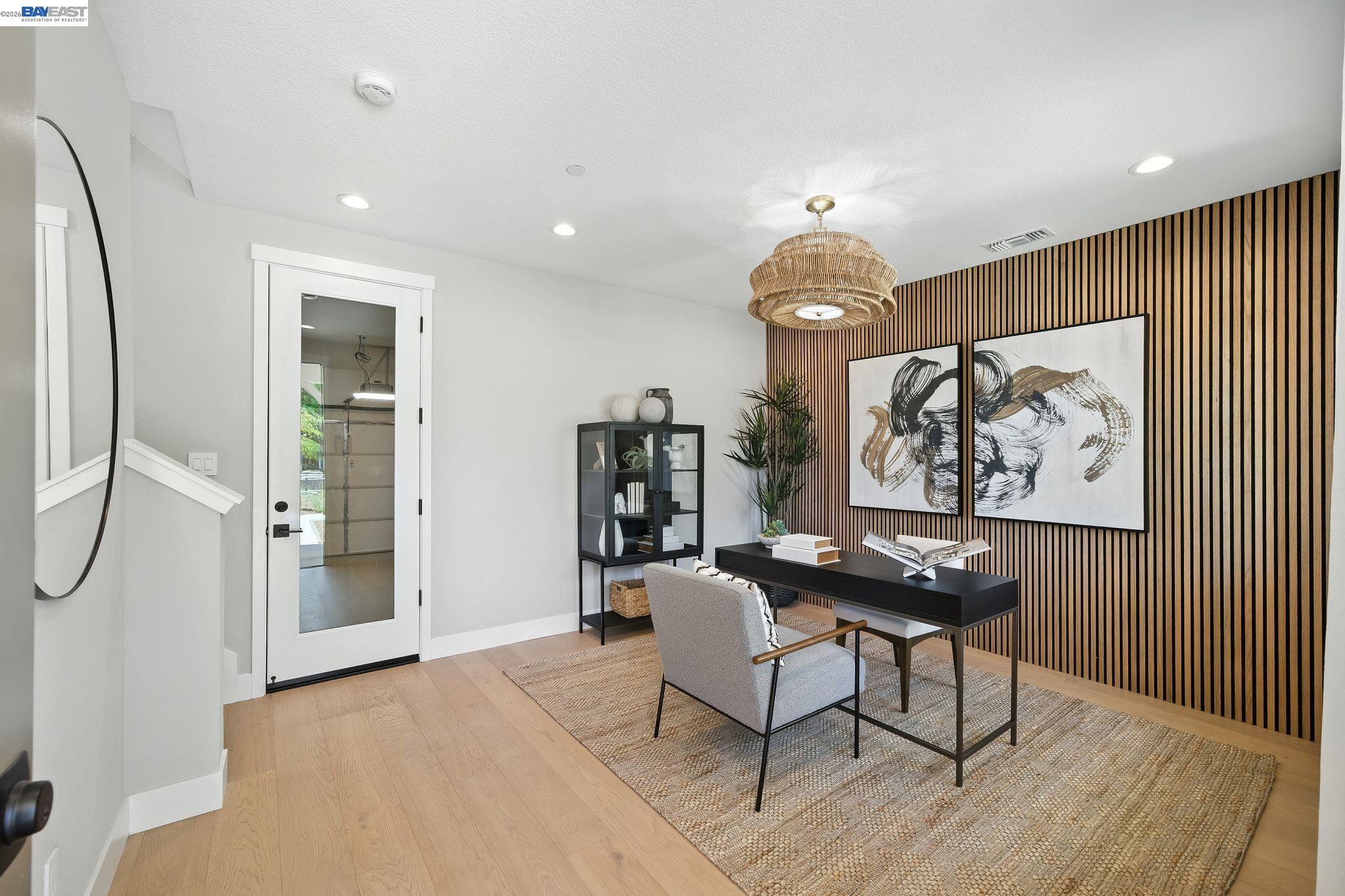 Photo #3: 41131177 Listing: Photo #3