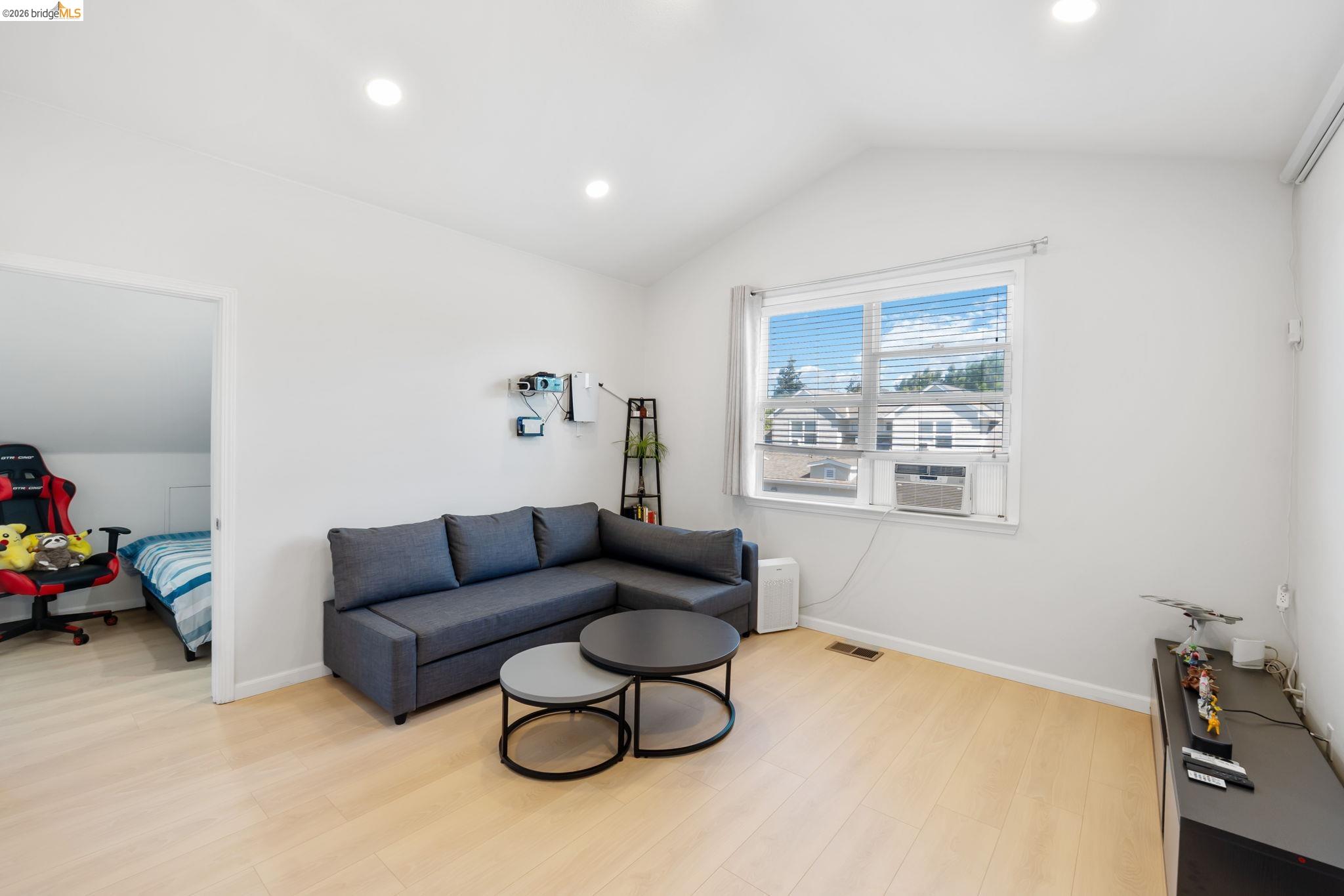 Detail Gallery Image 24 of 43 For 742 Cottage Ct, Mountain View,  CA 94043-2635 - 2 Beds | 2 Baths