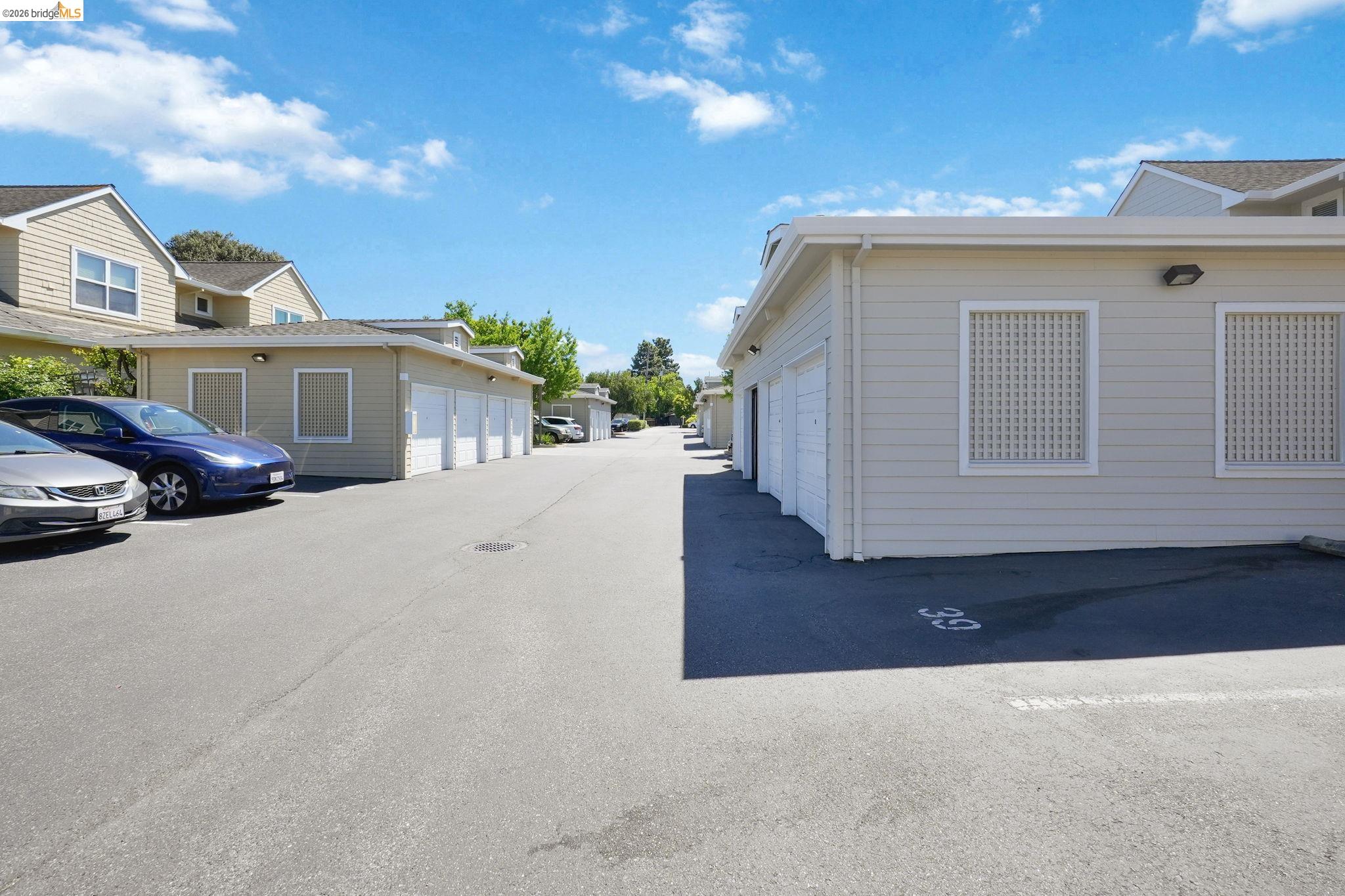 Detail Gallery Image 39 of 43 For 742 Cottage Ct, Mountain View,  CA 94043-2635 - 2 Beds | 2 Baths