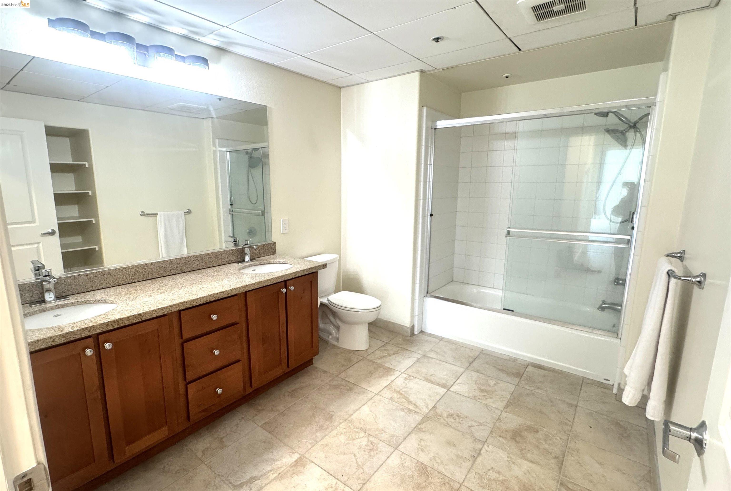 Detail Gallery Image 14 of 15 For 423 7th St #303,  Oakland,  CA 94607 - 2 Beds | 1 Baths